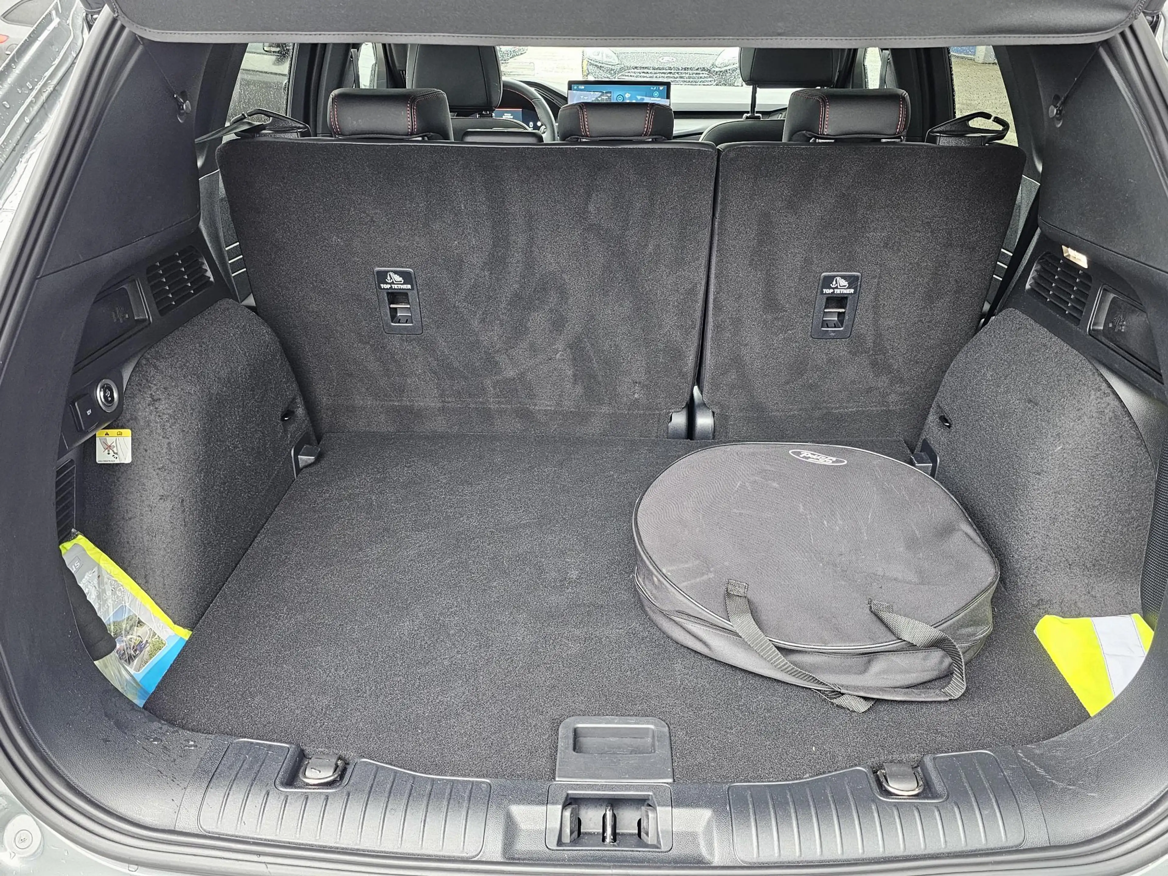 Ford Kuga 2.5 PHEV ST-Line X | Panoramadak | Wegklapbare tre — photo 9