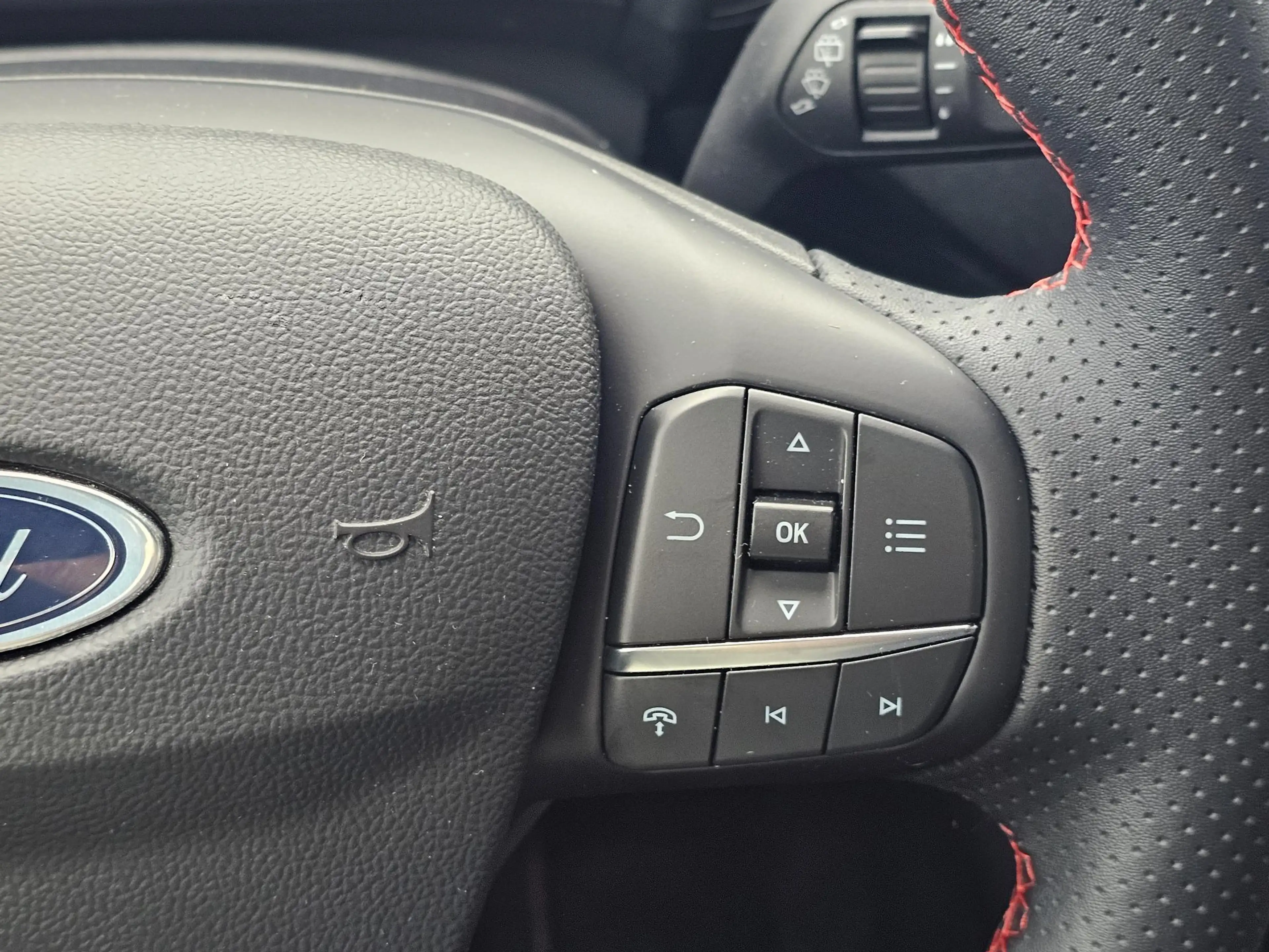 Ford Kuga 2.5 PHEV ST-Line X | Panoramadak | Wegklapbare tre — photo 15