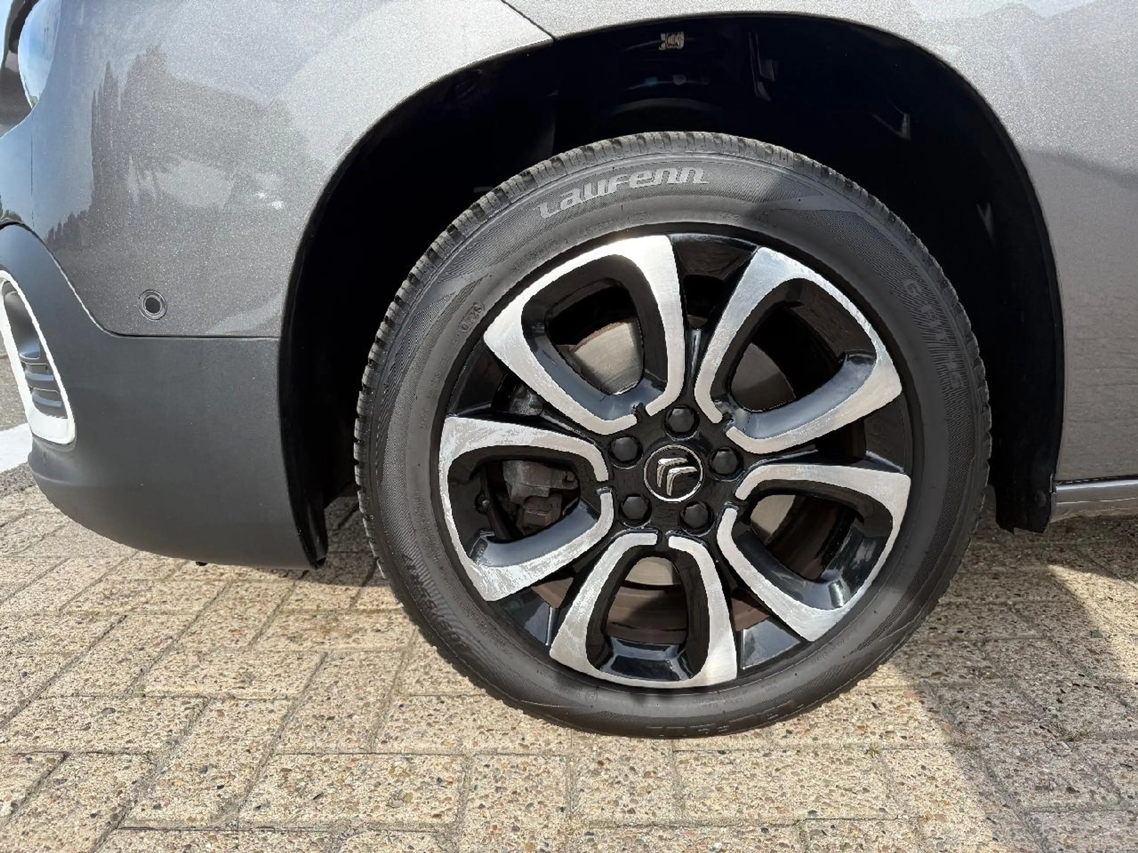 Citroen Berlingo Shine XL — photo 14