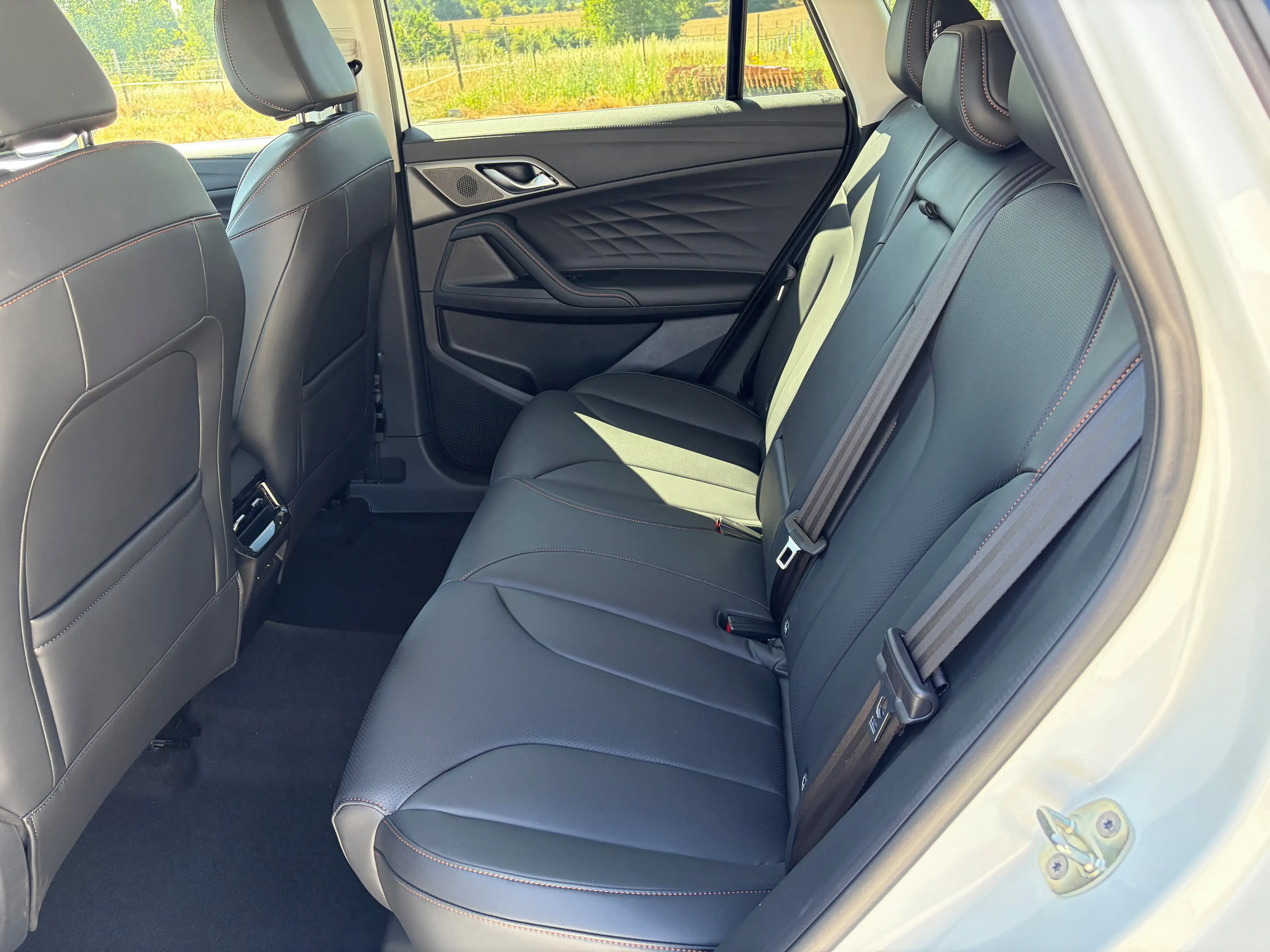 MG HS HS Hybrid  1.5 Turbo Luxury * 360° CAMERA * LEDER * DRIVE ASSIST * — photo 35