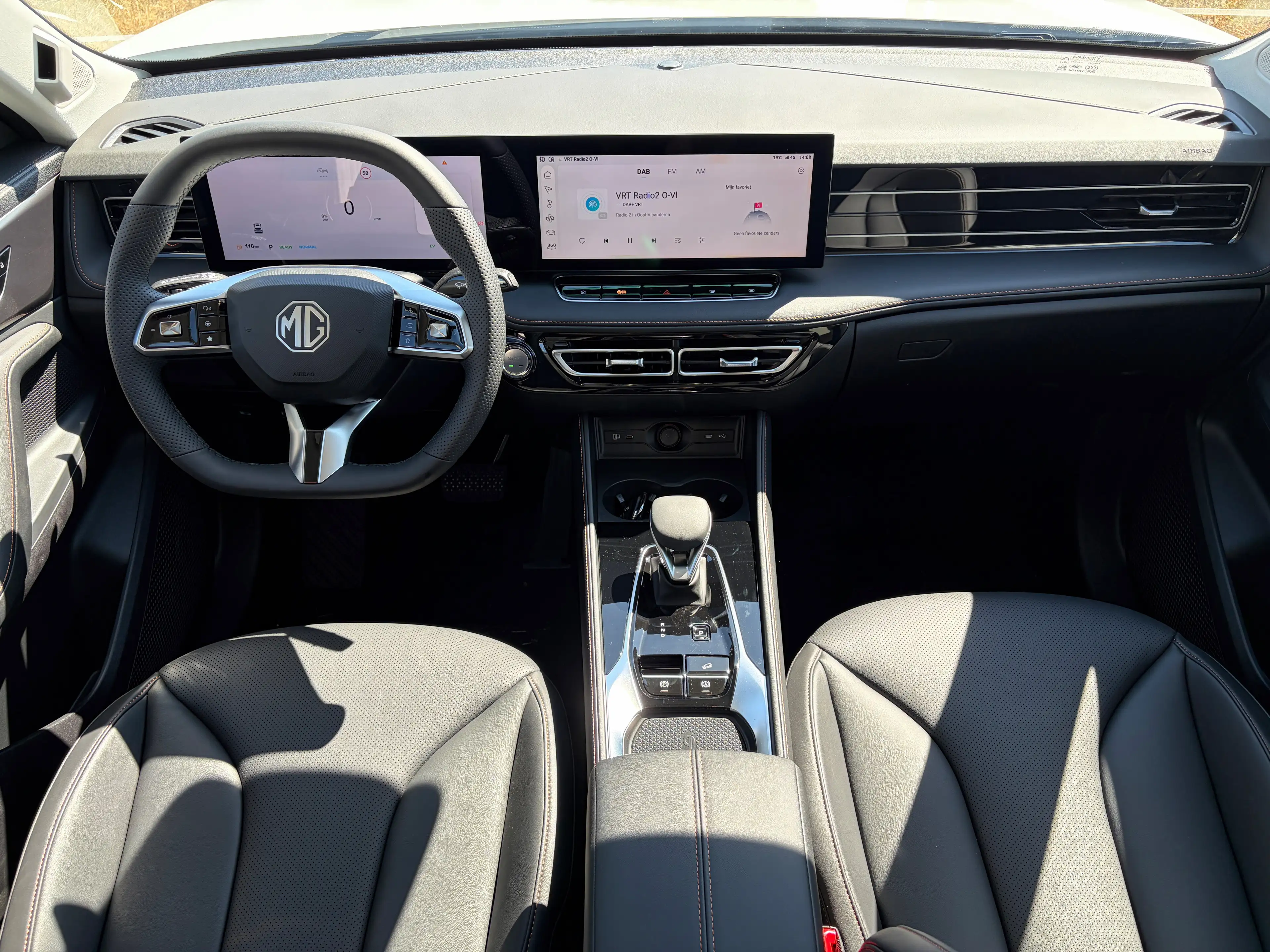 MG HS HS Hybrid  1.5 Turbo Luxury * 360° CAMERA * LEDER * DRIVE ASSIST * — photo 11