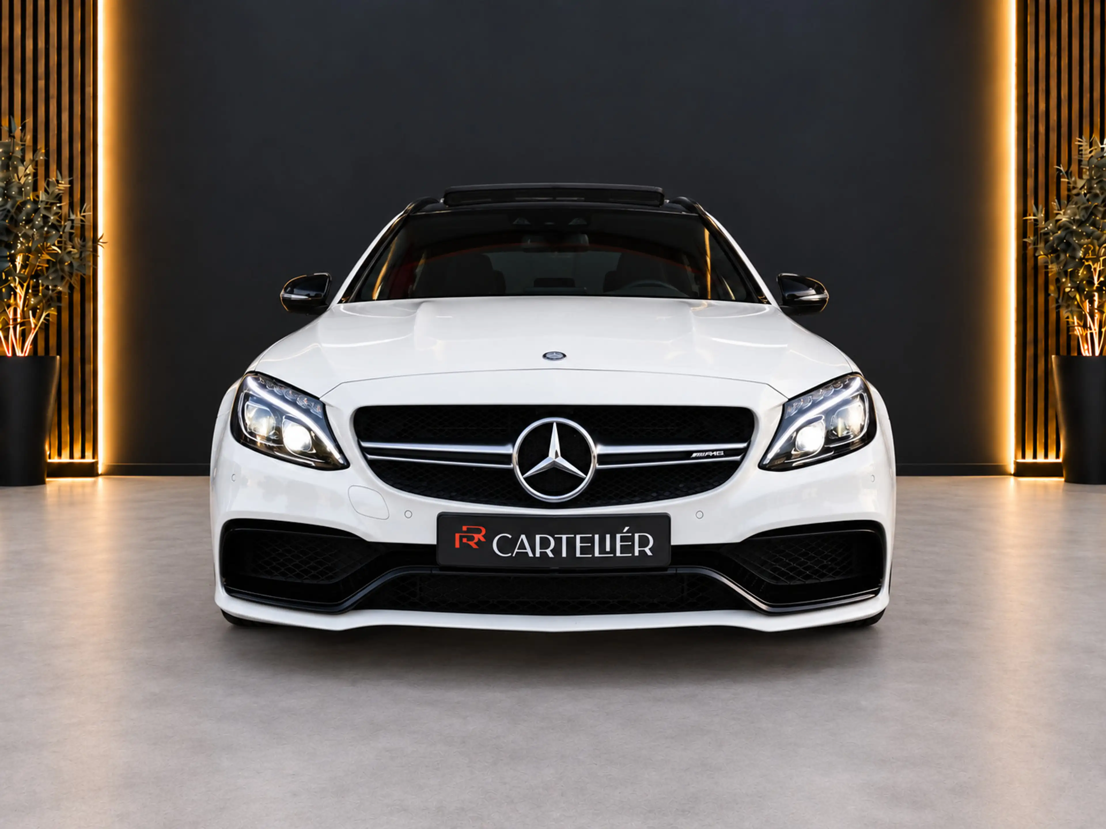 Mercedes-Benz C 63 AMG Estate S 510PK V8 BiTurbo | Pano | Kuip - Schaalst — photo 9