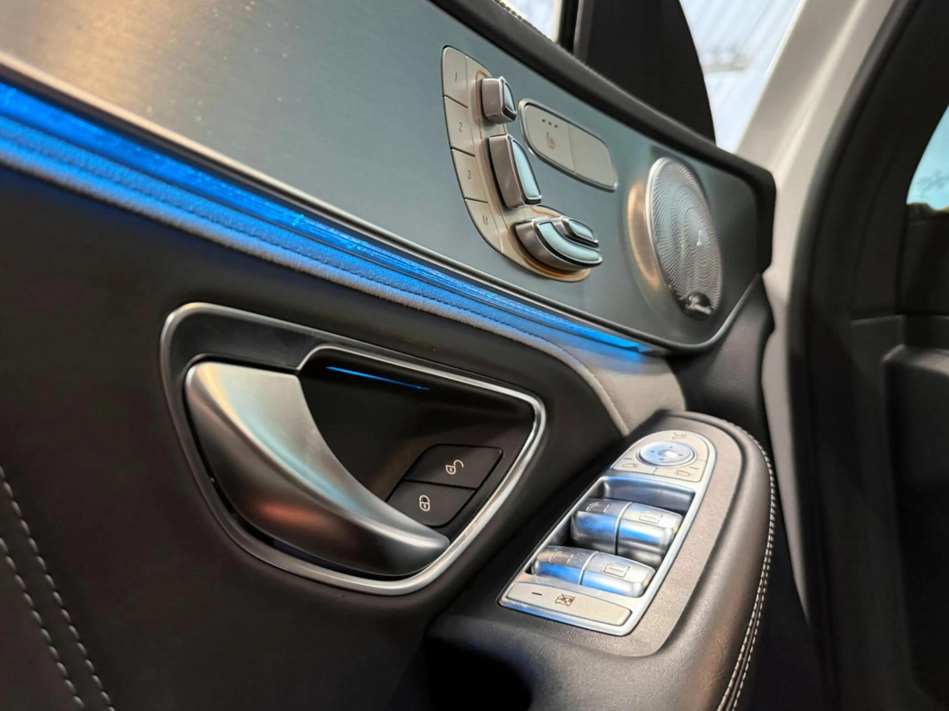 Mercedes-Benz C 63 AMG Estate S 510PK V8 BiTurbo | Pano | Kuip - Schaalst — photo 15