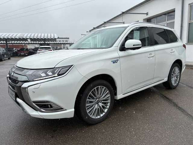 Imagine Mitsubishi Outlander 2,4 Plus FA-Paket