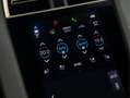 Porsche Taycan 4S Cross Turismo Rood - thumbnail 41