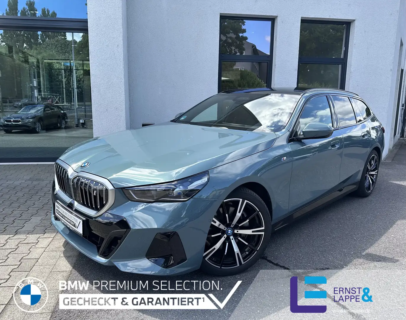 BMW i5 eDrive40 Touring M Sport || Autobahnass. Pano Vert - 1