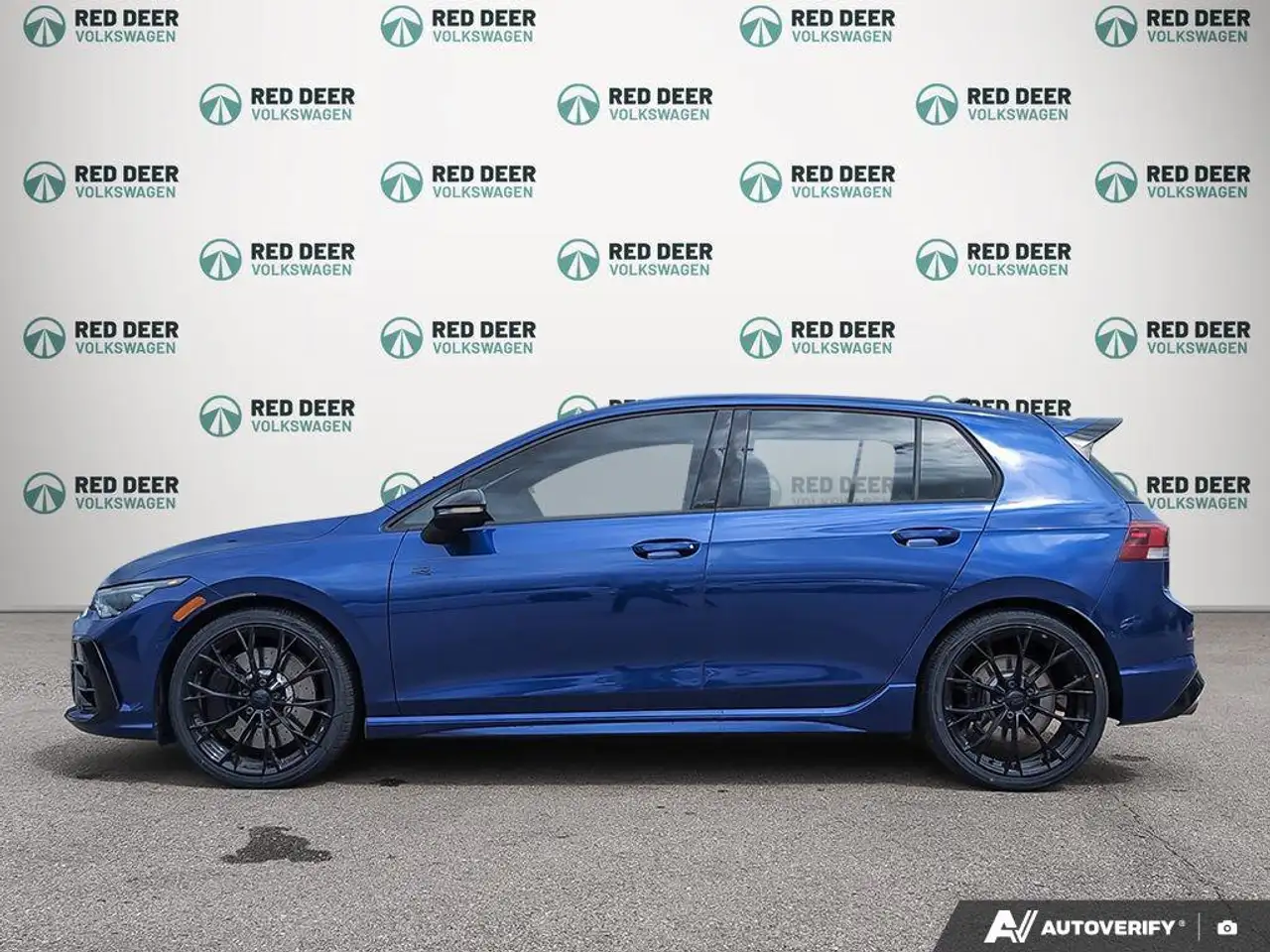 Volkswagen Golf R снимка Volkswagen Golf R