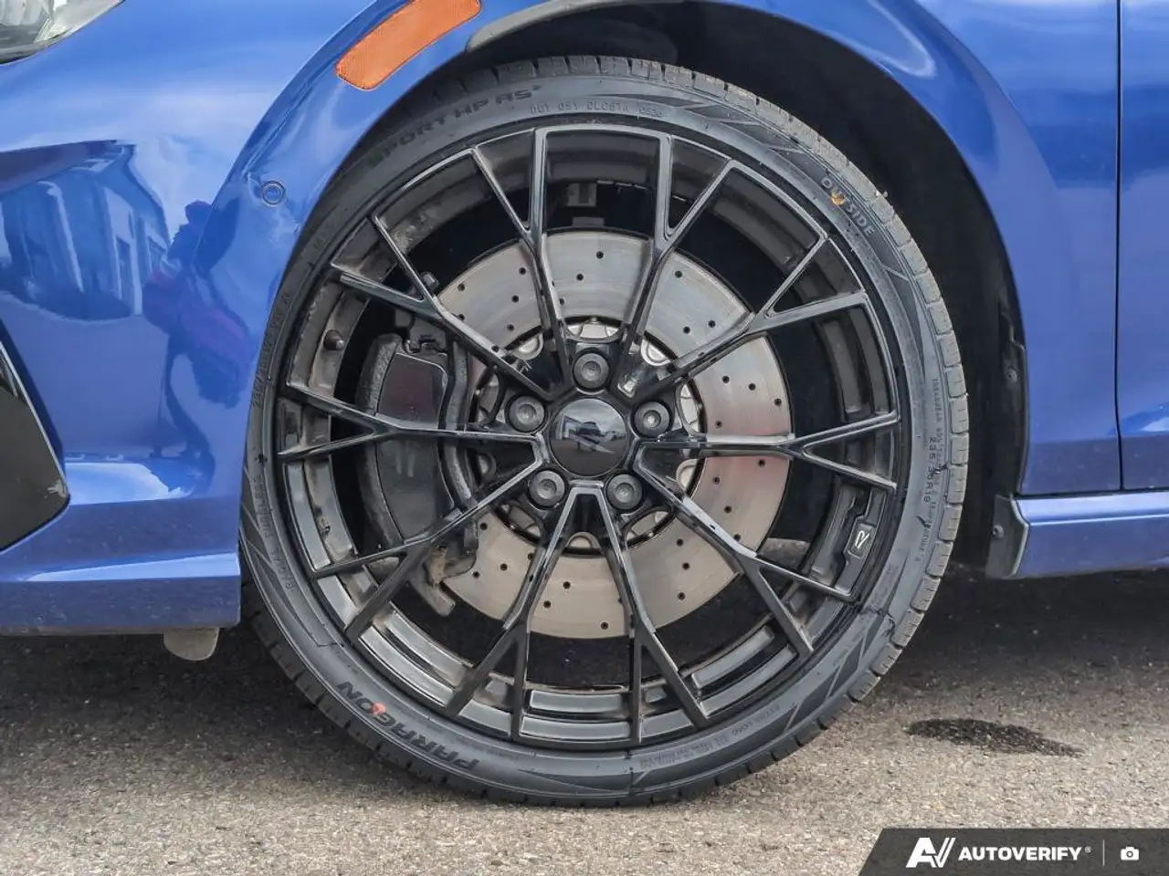 Volkswagen Golf R снимка Volkswagen Golf R