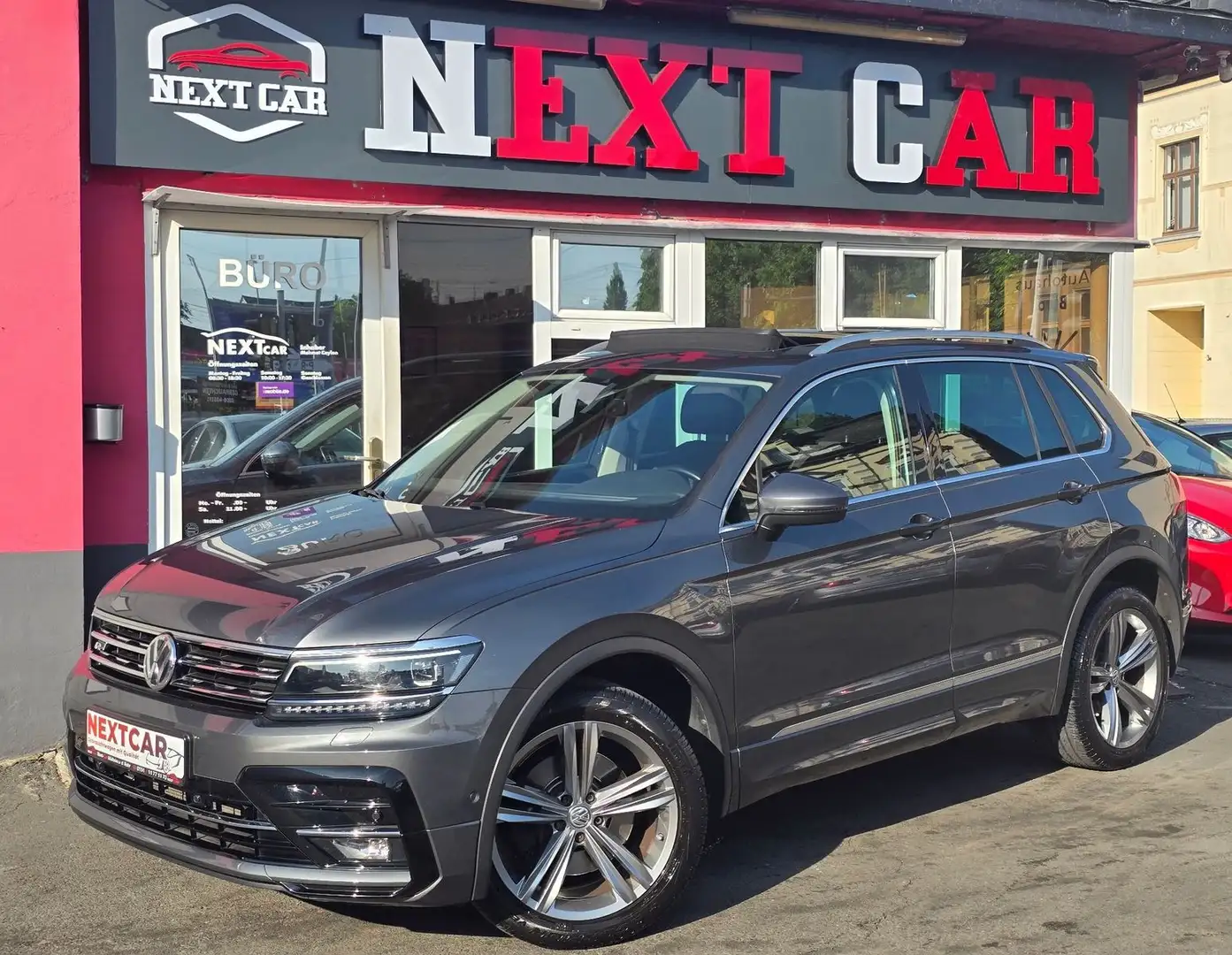 Volkswagen Tiguan 2.0 TSI|DSG|R-Line|Sound|4M|Pano|Virt.Co| Silber - 1