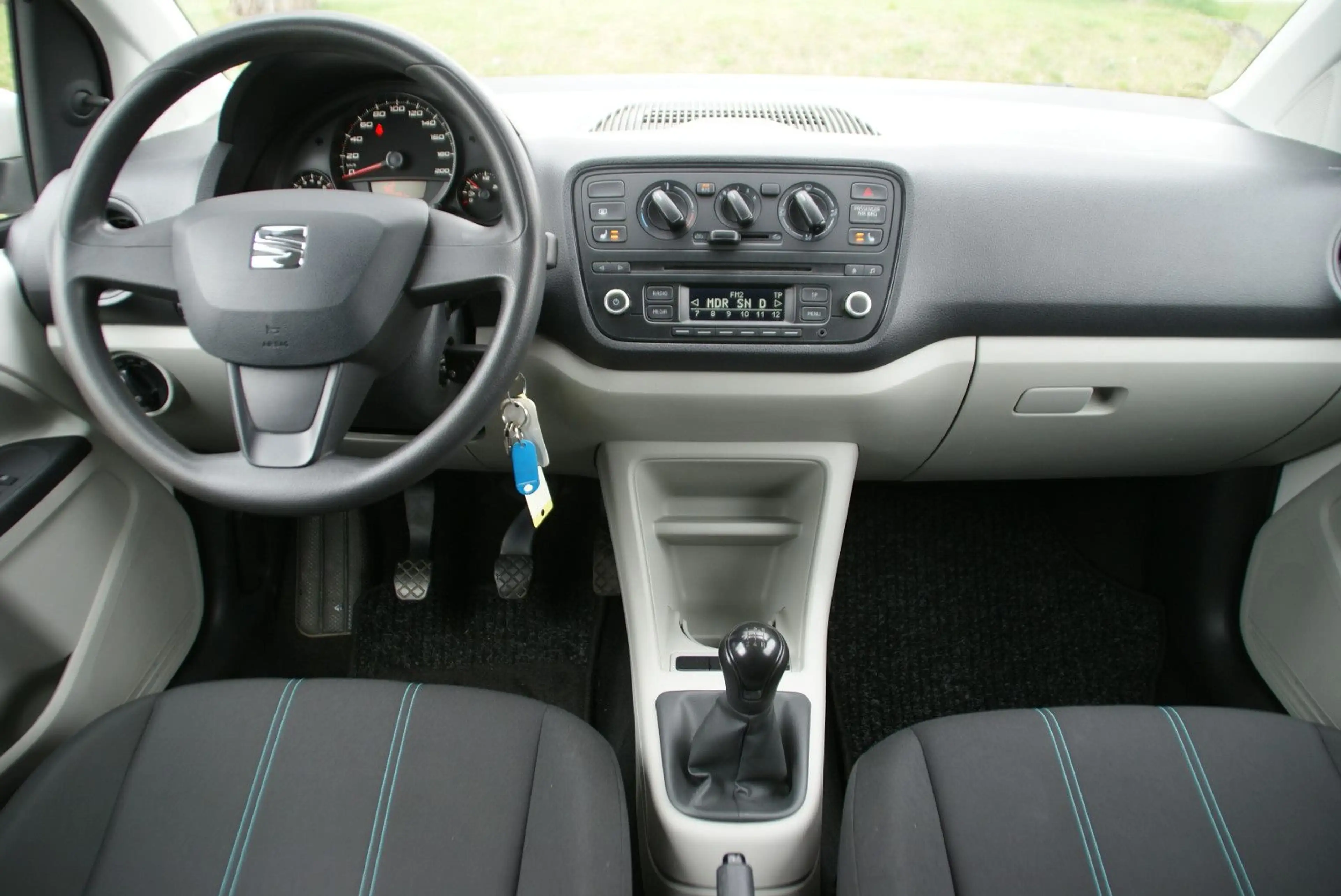 SEAT Mii Style 1.0 KLIMA SHZ EL.FH ZV FUNK — photo 8