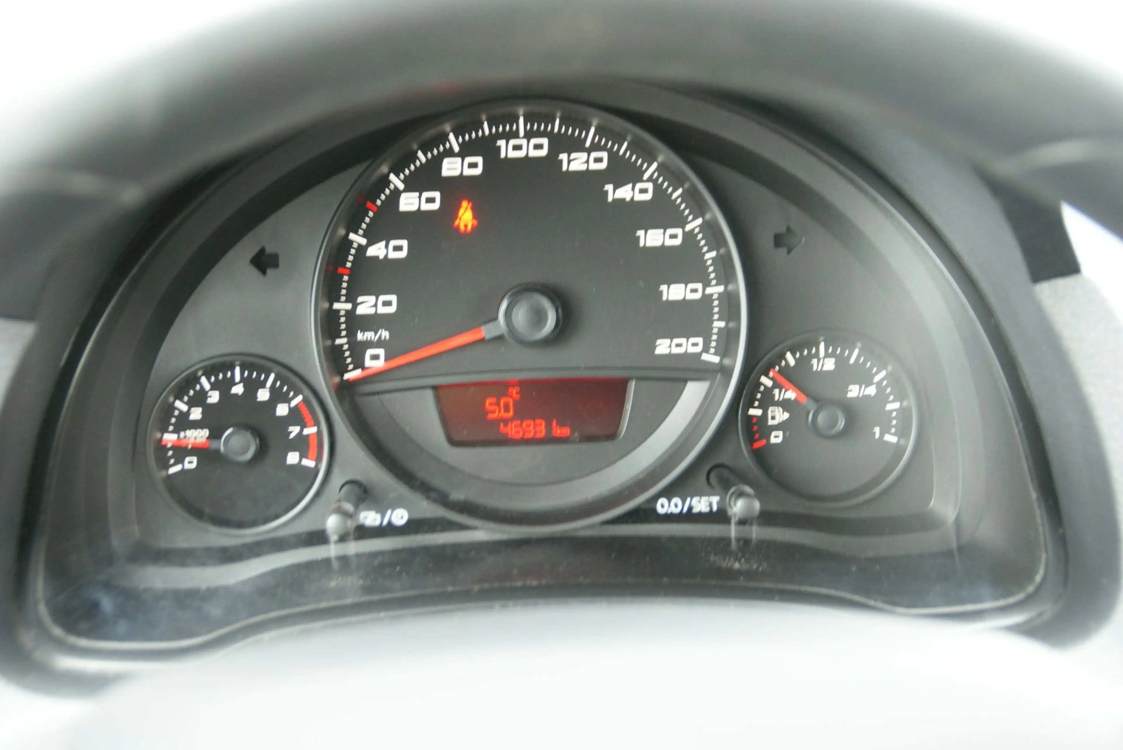 SEAT Mii Style 1.0 KLIMA SHZ EL.FH ZV FUNK — photo 10