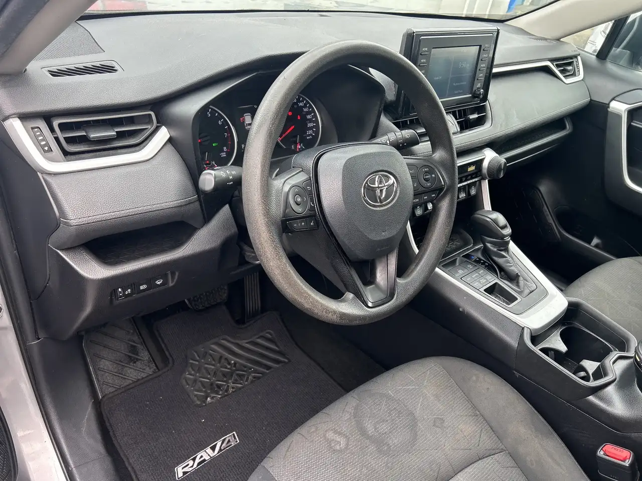 Toyota RAV 4 снимка Toyota RAV 4