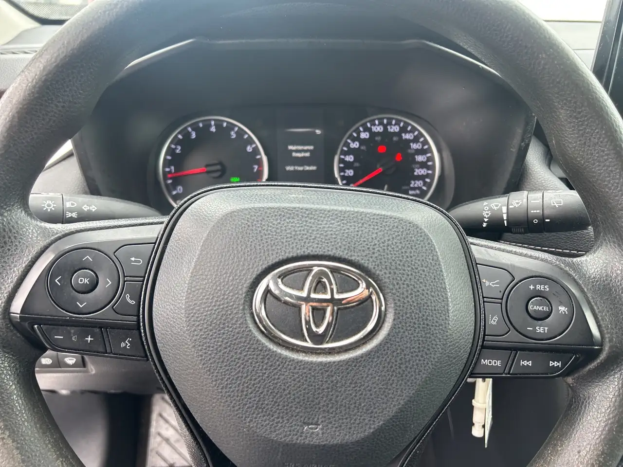 Toyota RAV 4 снимка Toyota RAV 4