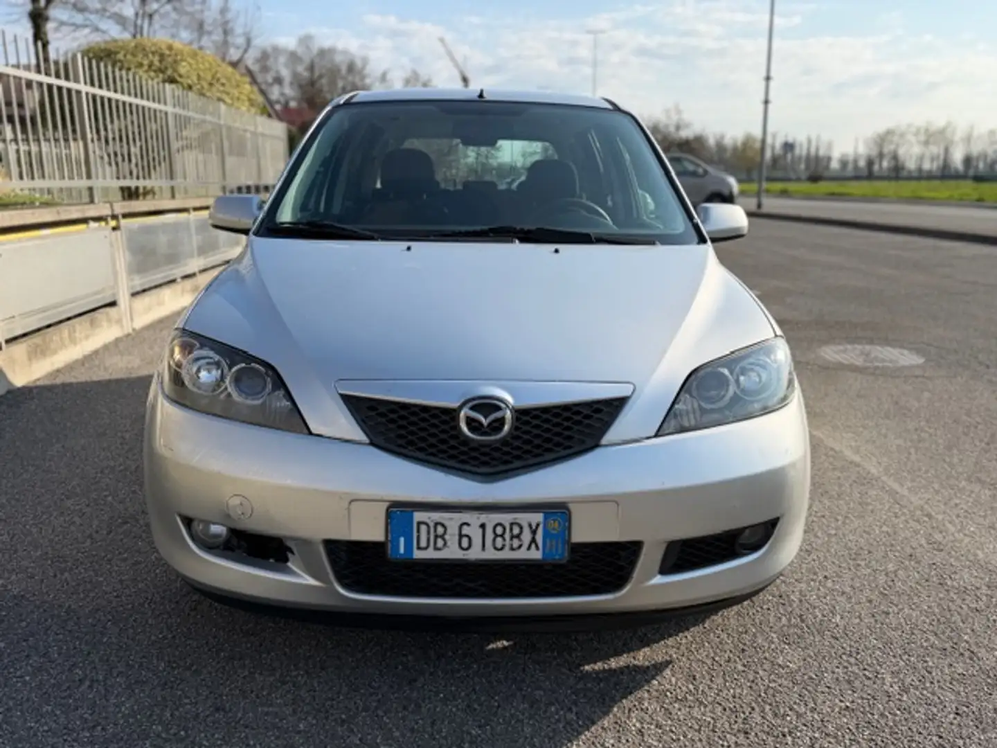 Mazda 2 2 1.2 Euro 4 ok neopatentati Silber - 2