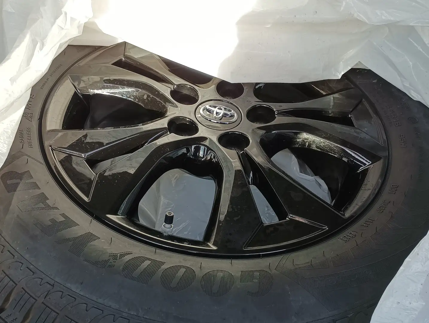 Toyota Yaris Cross Hybrid * Business Edition * Kamera * 8-fach Rot - 2