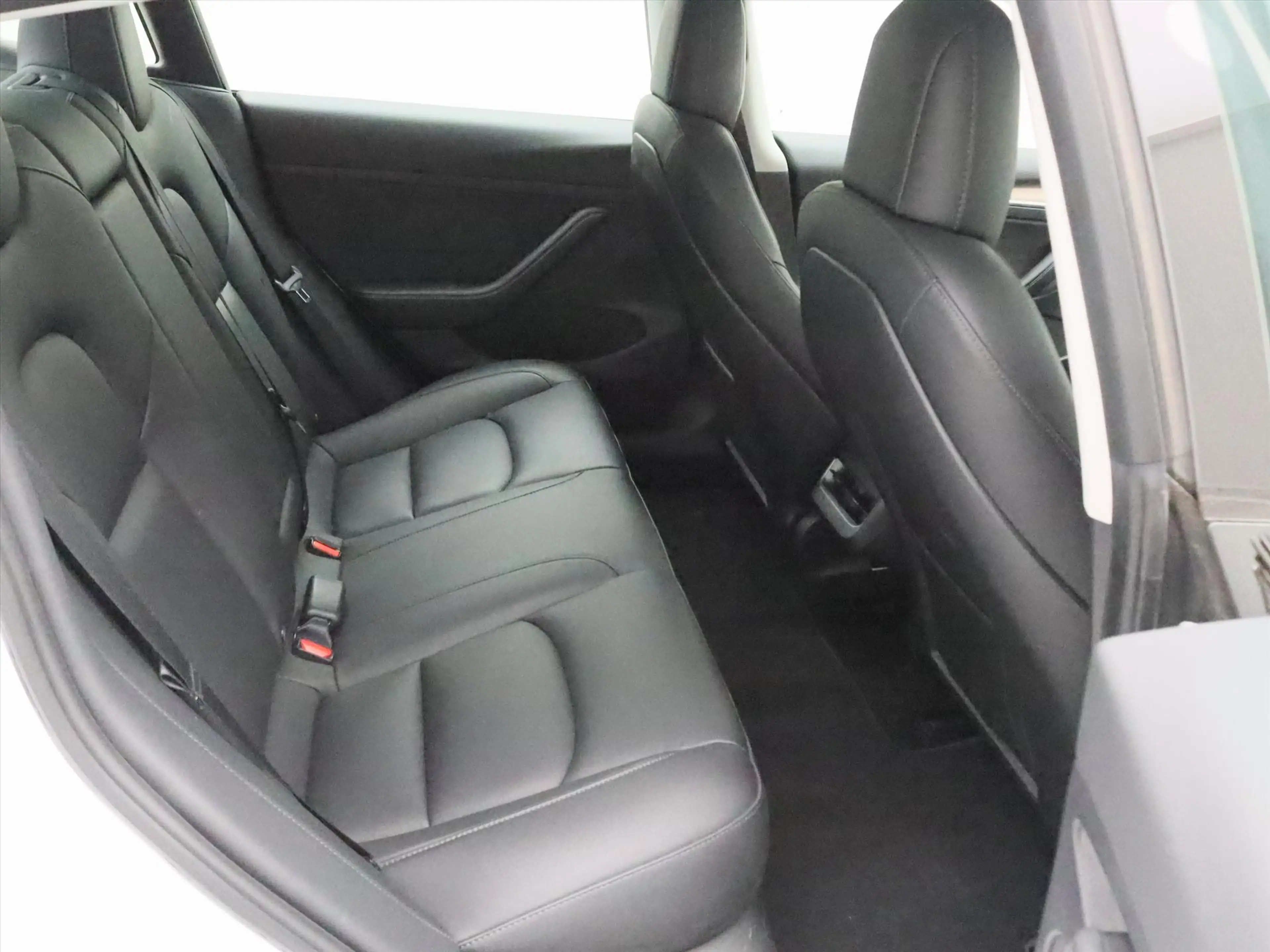 Tesla Model 3 Standard RWD Plus 90.5% SoH FACELIFT [ AUTOPILOT+L — photo 15