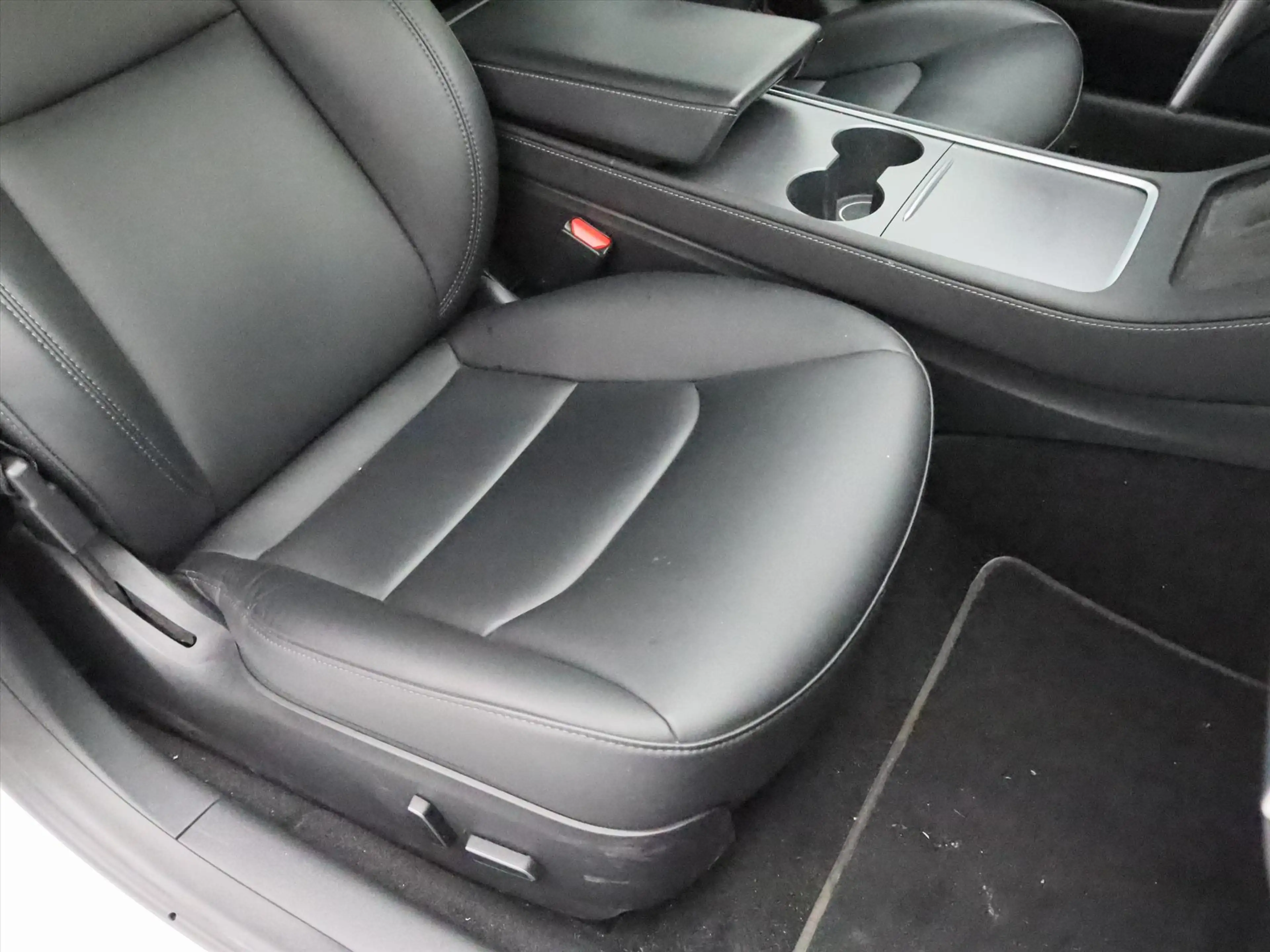 Tesla Model 3 Standard RWD Plus 90.5% SoH FACELIFT [ AUTOPILOT+L — photo 17