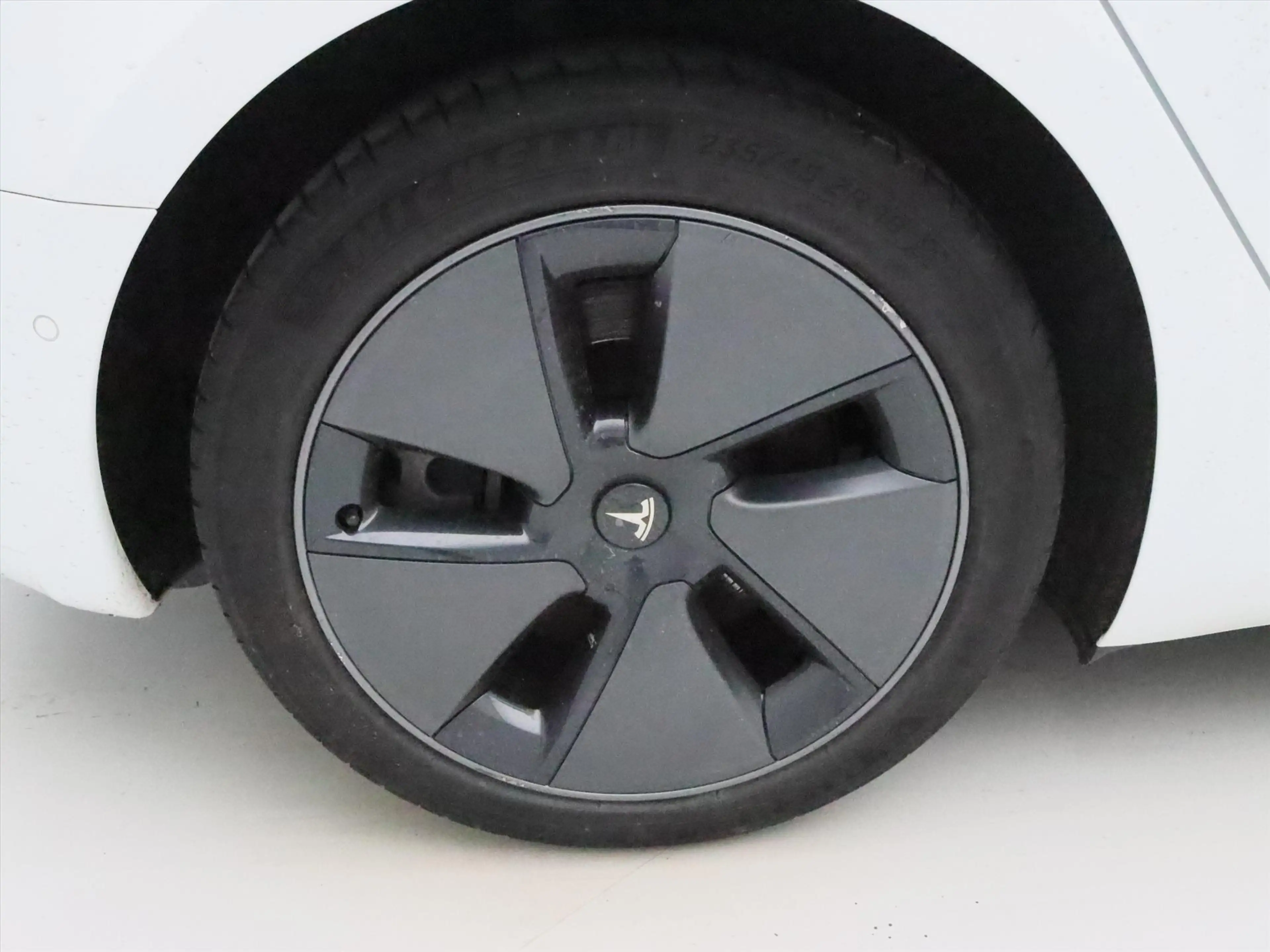 Tesla Model 3 Standard RWD Plus 90.5% SoH FACELIFT [ AUTOPILOT+L — photo 9