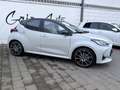 Toyota Yaris IV 1.5h Trend + GR SPORT Gris - thumbnail 3