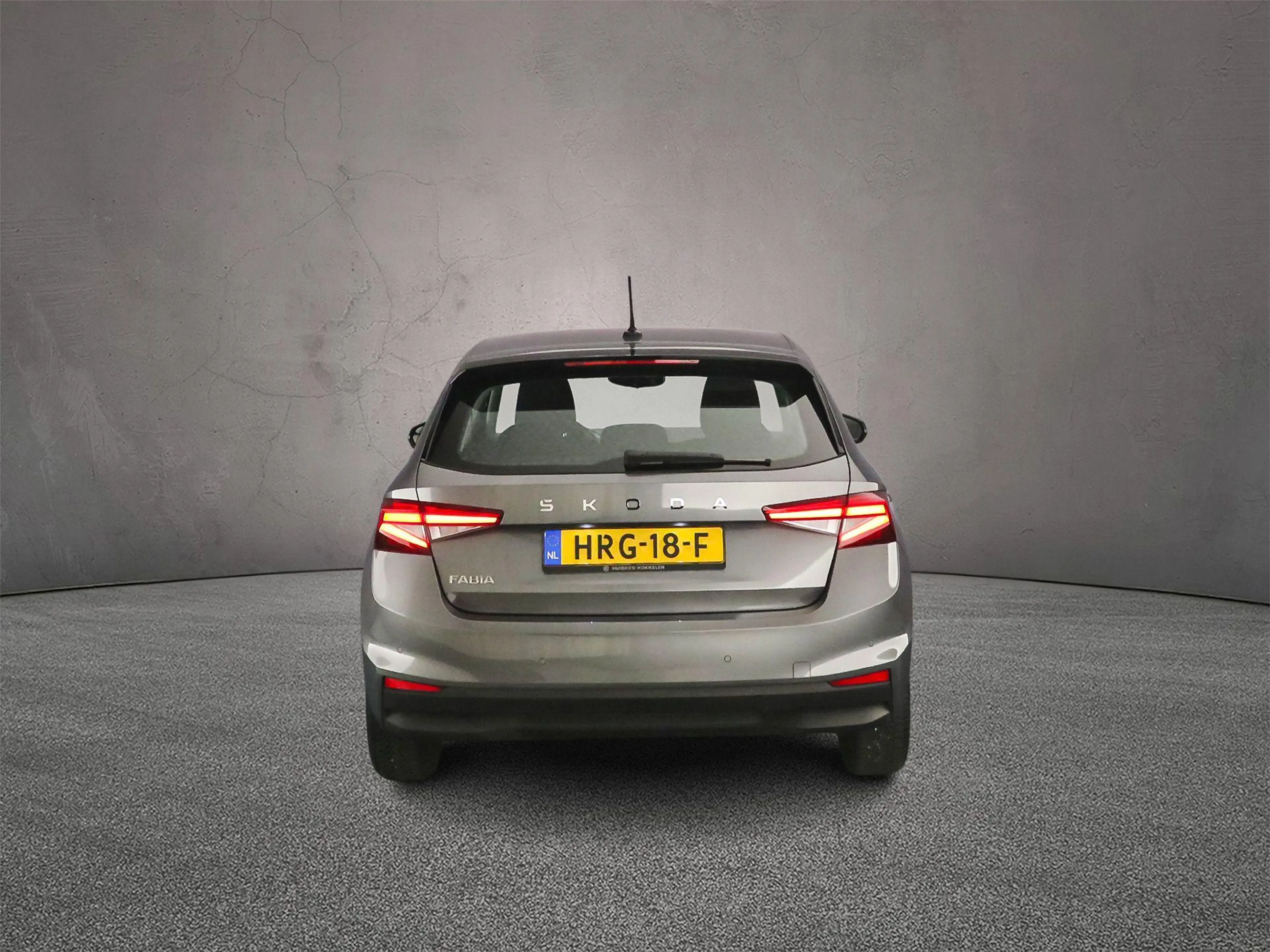 Skoda Fabia 1.0 TSI Selection 95pk, Cruise control, Parkeersen — photo 7
