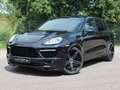Porsche Cayenne Turbo S: Porsche-Scheckh., 22", Klappenausp., VOLL Schwarz - thumbnail 2
