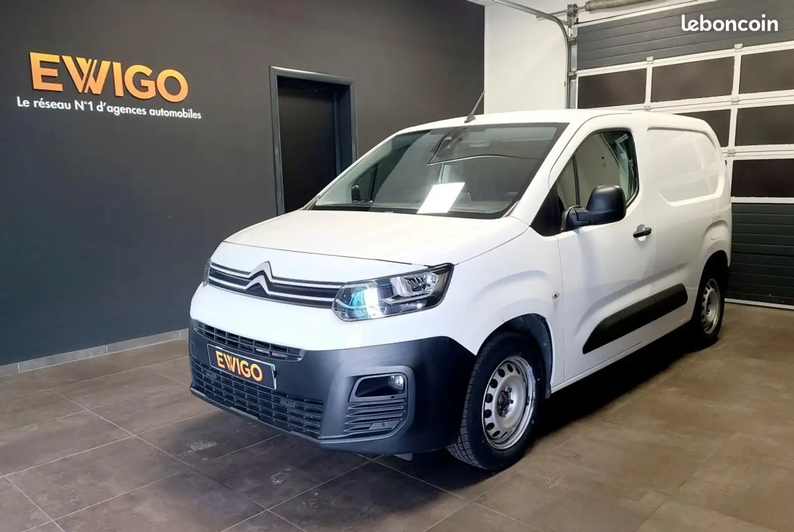 Citroen Berlingo Citroën VU FOURGON 1.2 PURETECH 130ch DRIVER EAT8  Blanc - 1