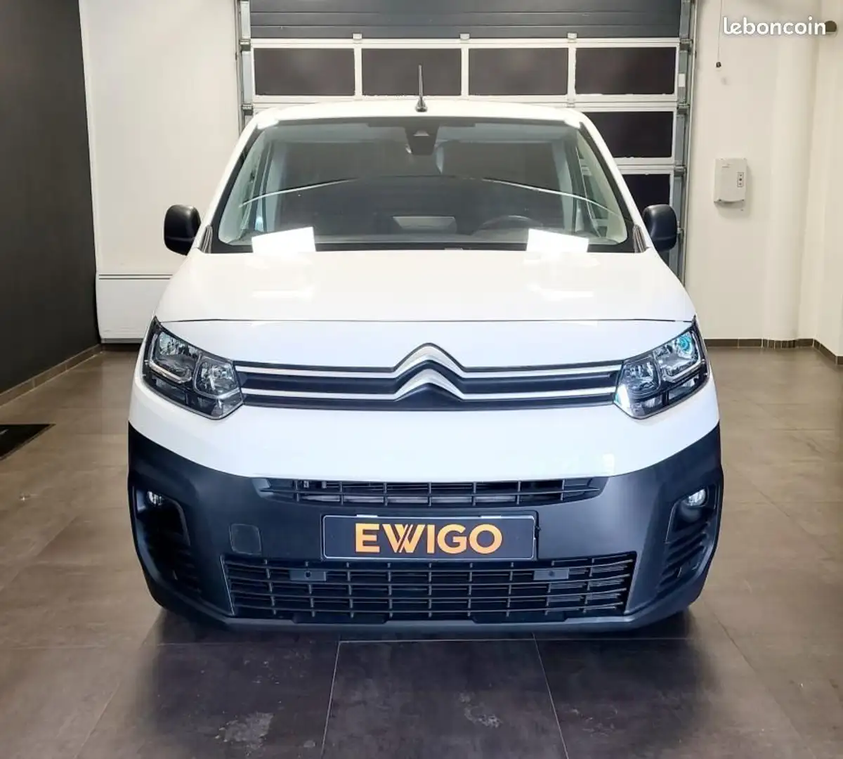 Citroen Berlingo Citroën VU FOURGON 1.2 PURETECH 130ch DRIVER EAT8  Blanc - 2