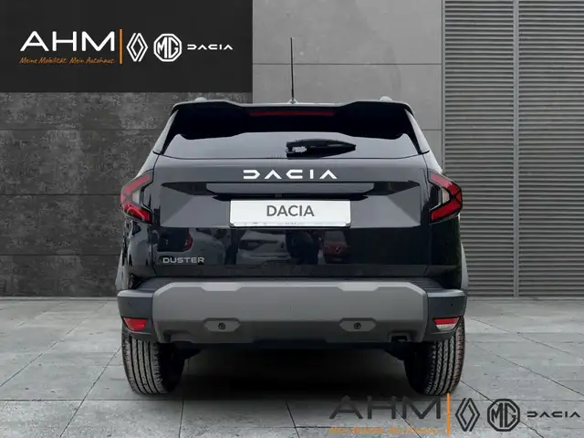Dacia Duster view 4