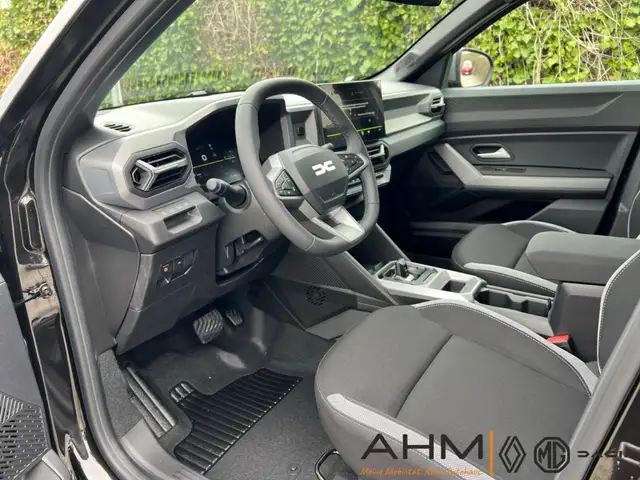 Dacia Duster view 10