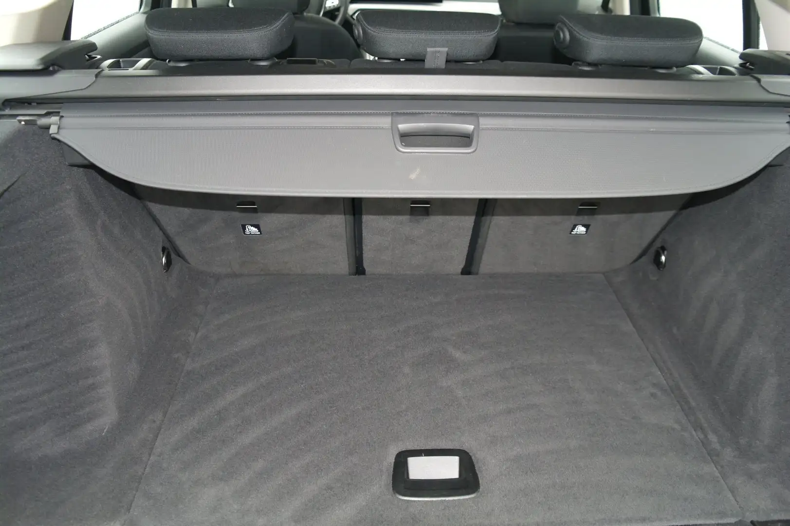 BMW 320 320d xDrive Weiß - 2