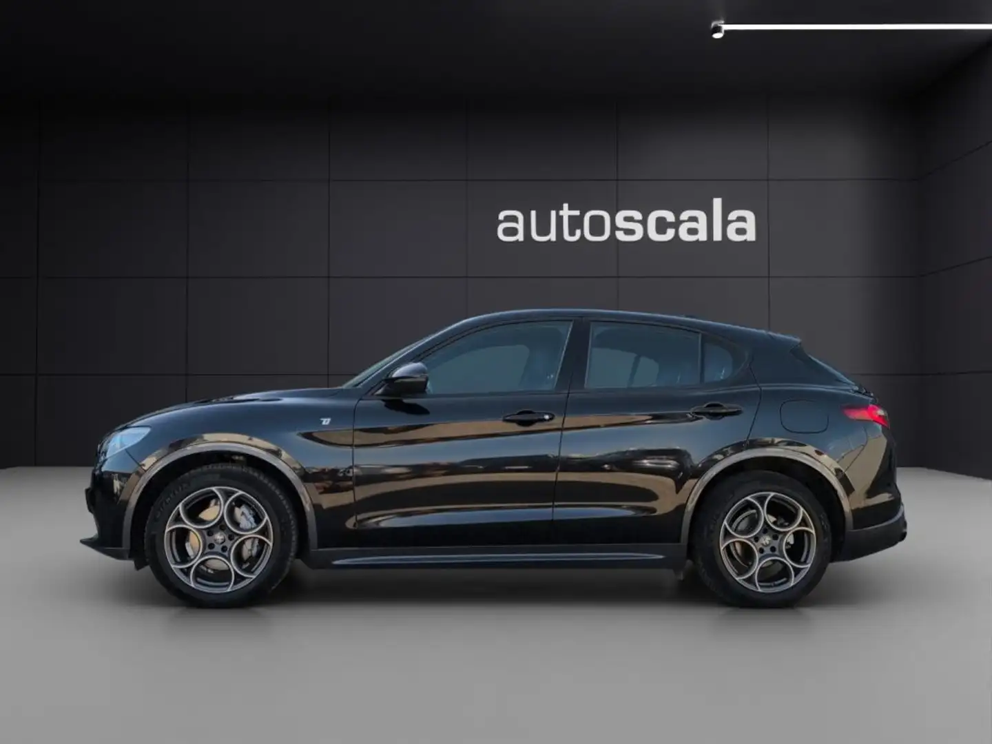 Alfa Romeo Stelvio 2.2 Turbodiesel 210 CV AT8 Q4 Ti Nero - 2