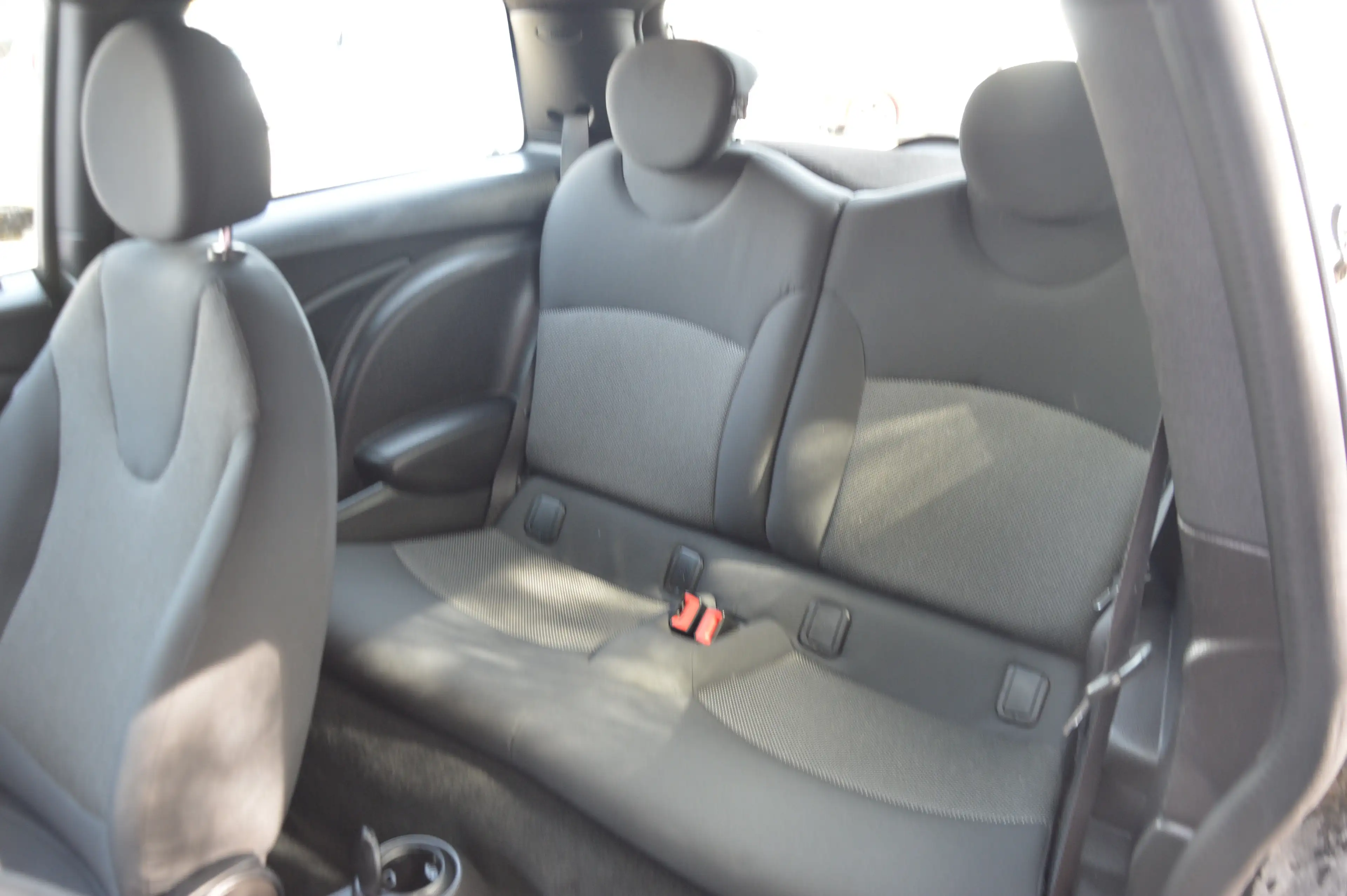 MINI One D 1.6D One SENS AR CLIM 94.312KM — photo 9
