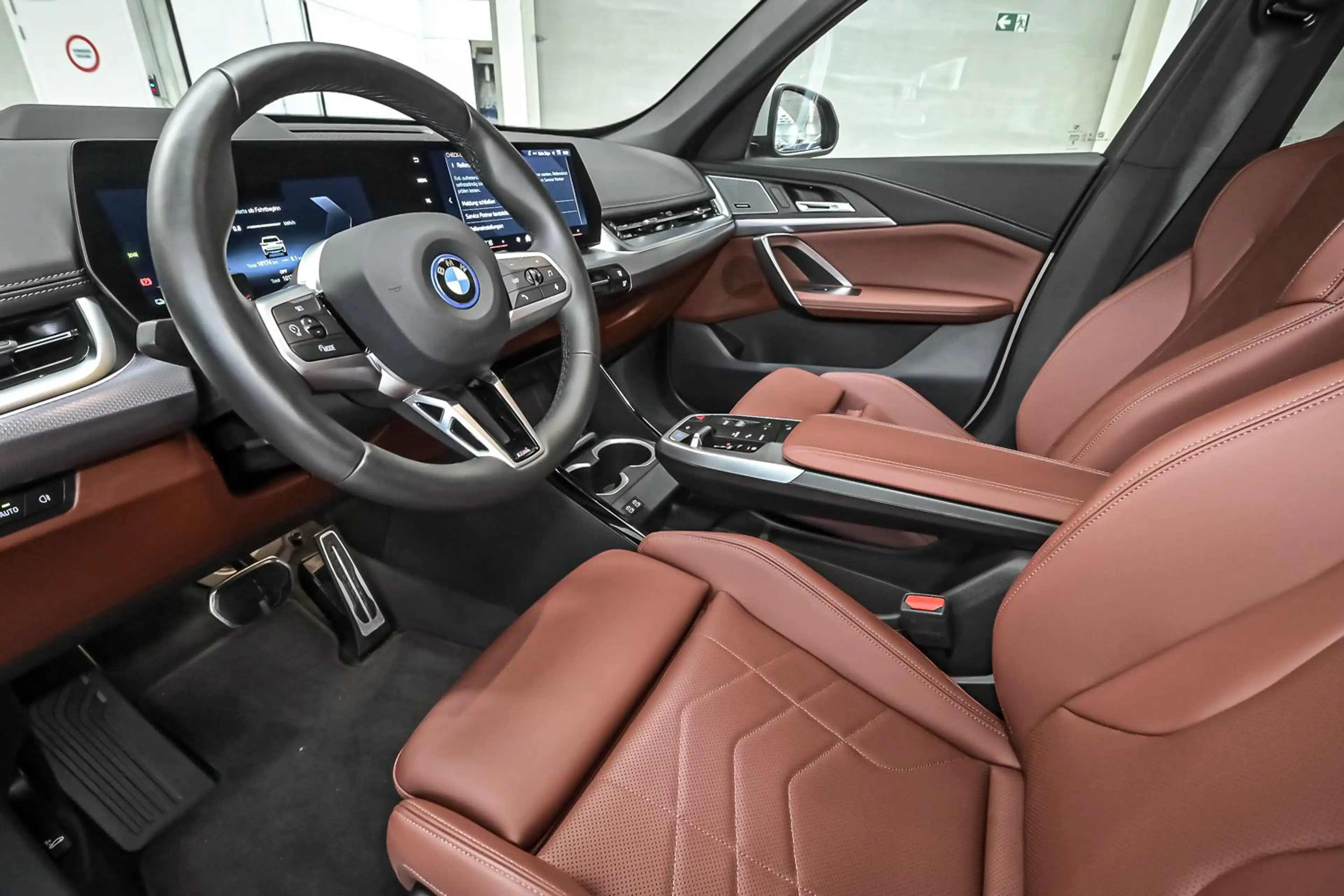 BMW iX1 xDrive30 FULL OPTION 2ans/jaar garantie — photo 6
