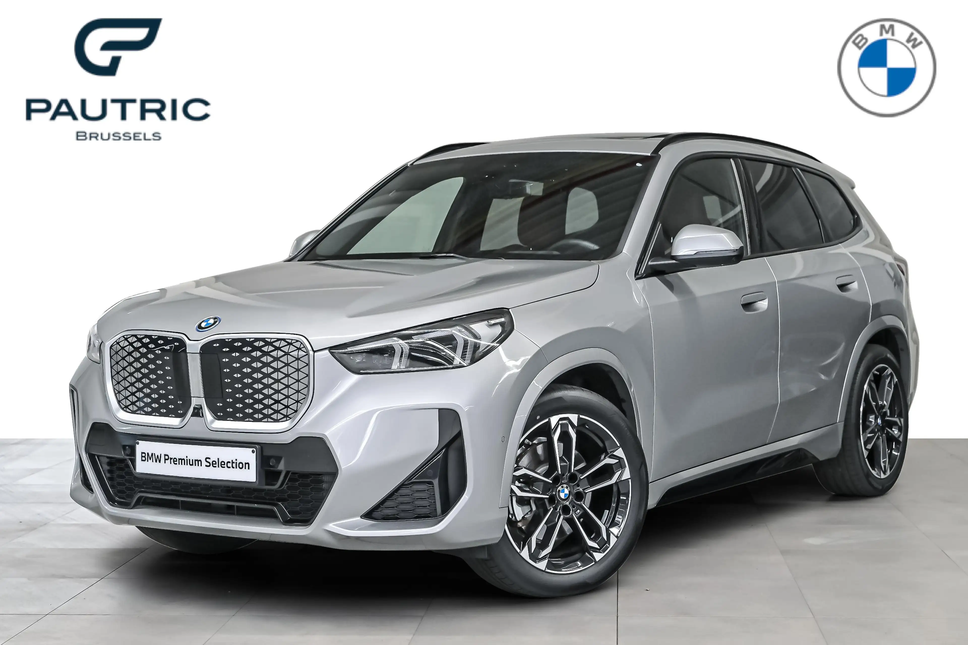 BMW iX1 xDrive30 FULL OPTION 2ans/jaar garantie