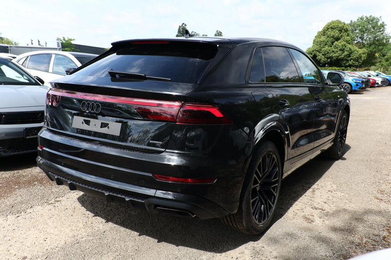 Audi Q8 S line 2xS AssistenzP+ 22Z Laser Pano B&O Klim4... — photo 3