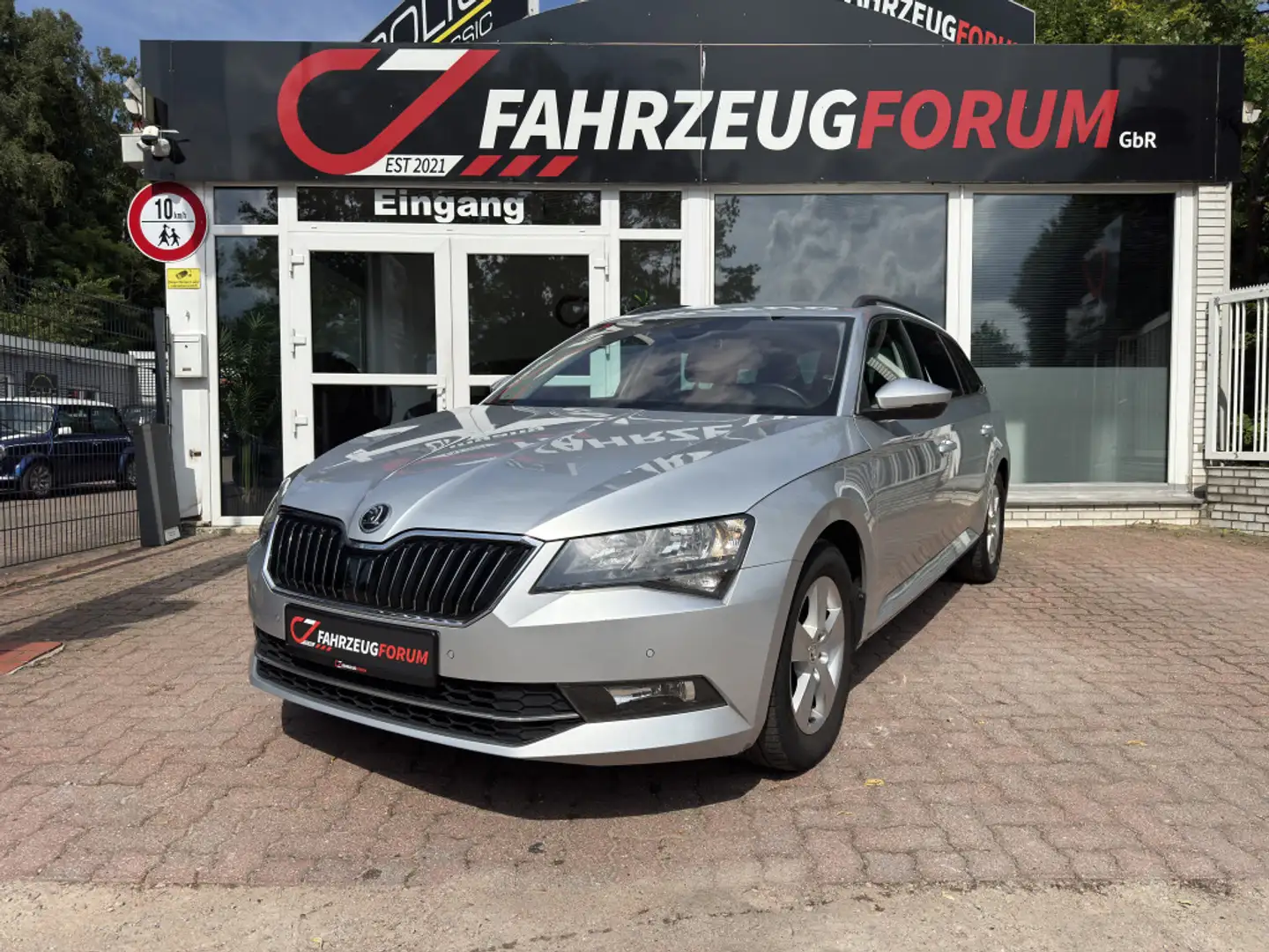 Skoda Superb Ambition*PDC*1 Hand* Argent - 1