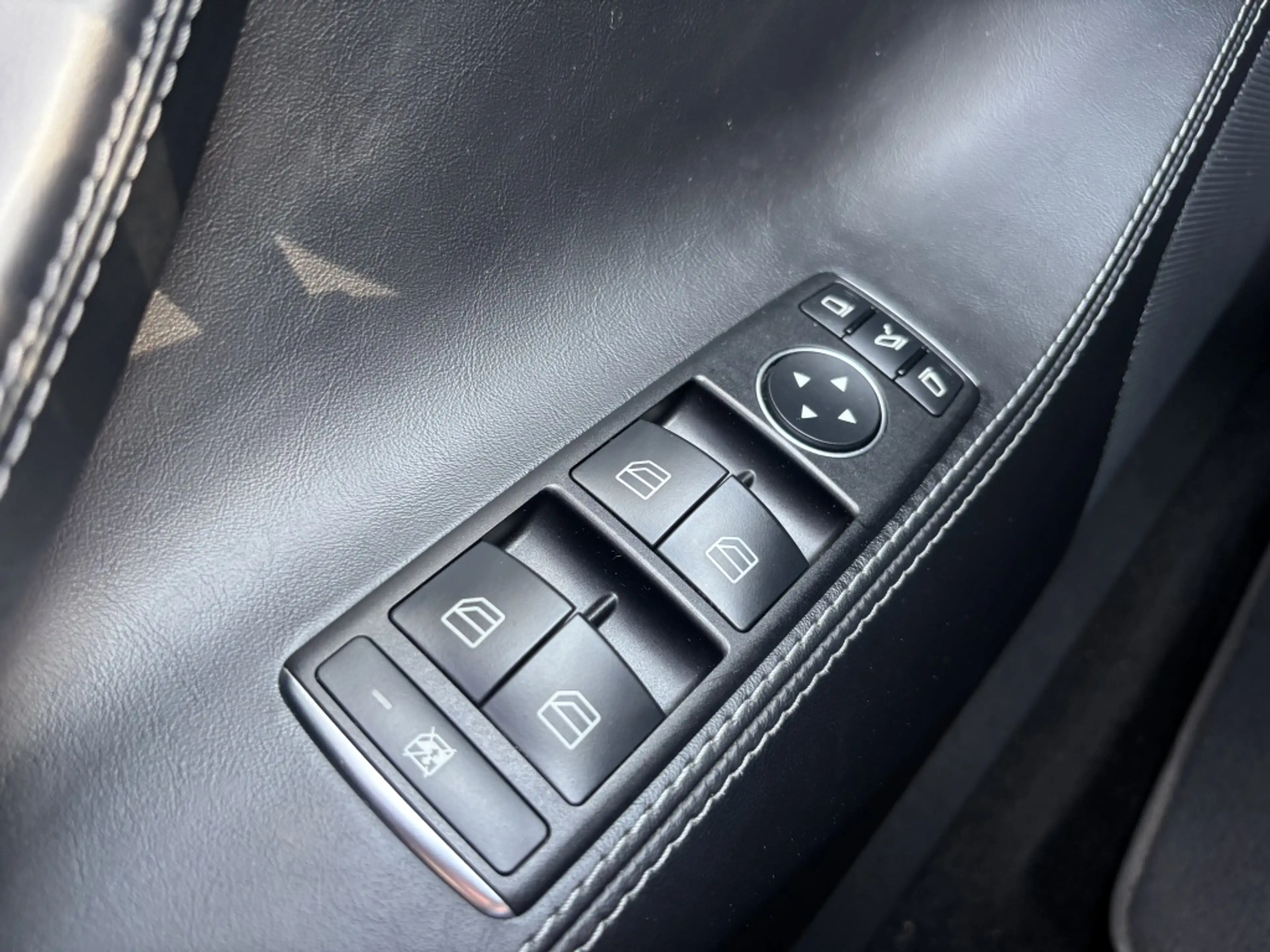 Tesla Model S 75 Business Economy 2017 Zwart Incl BTW Facelift — photo 18