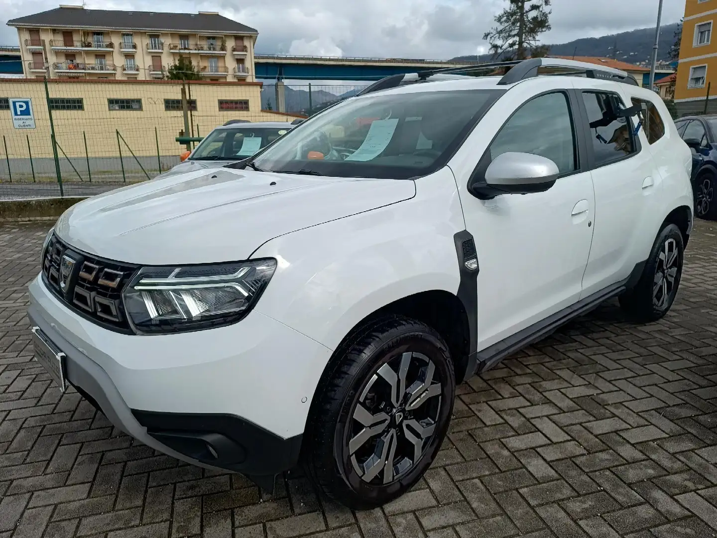Dacia Duster Duster 1.0 tce Prestige up Gpl 4x2 100cv Blanc - 1