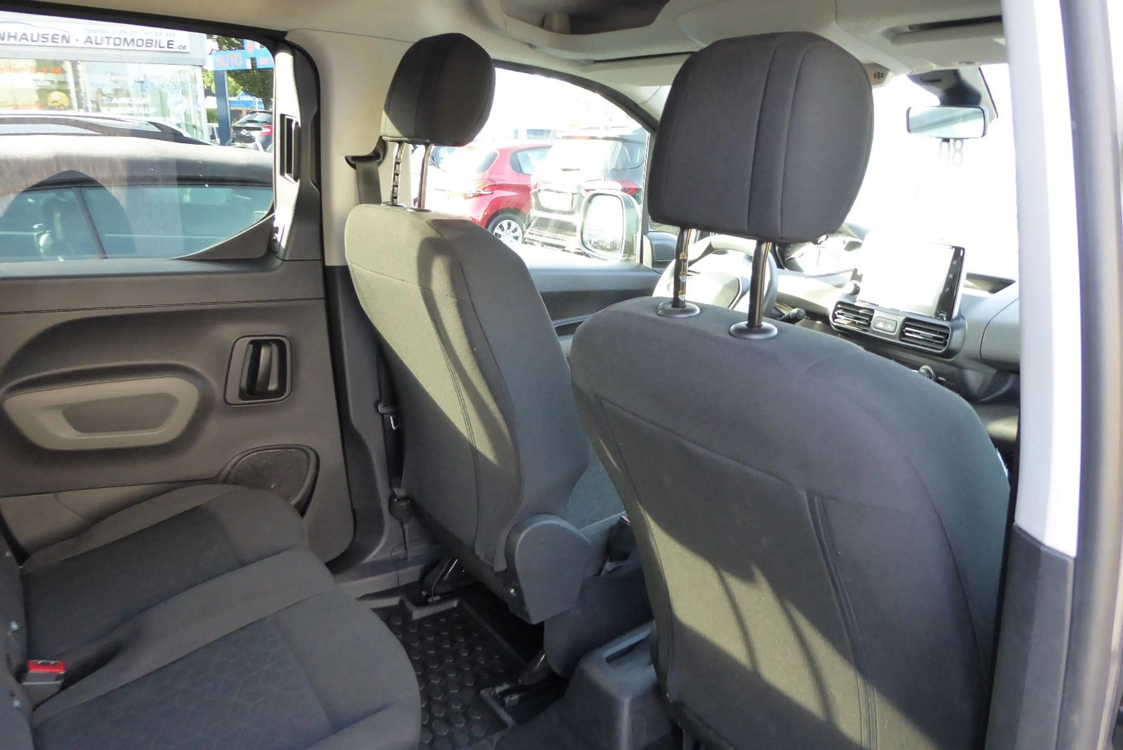 Peugeot Rifter Active L1 Navi AHK 1.Hand — photo 13