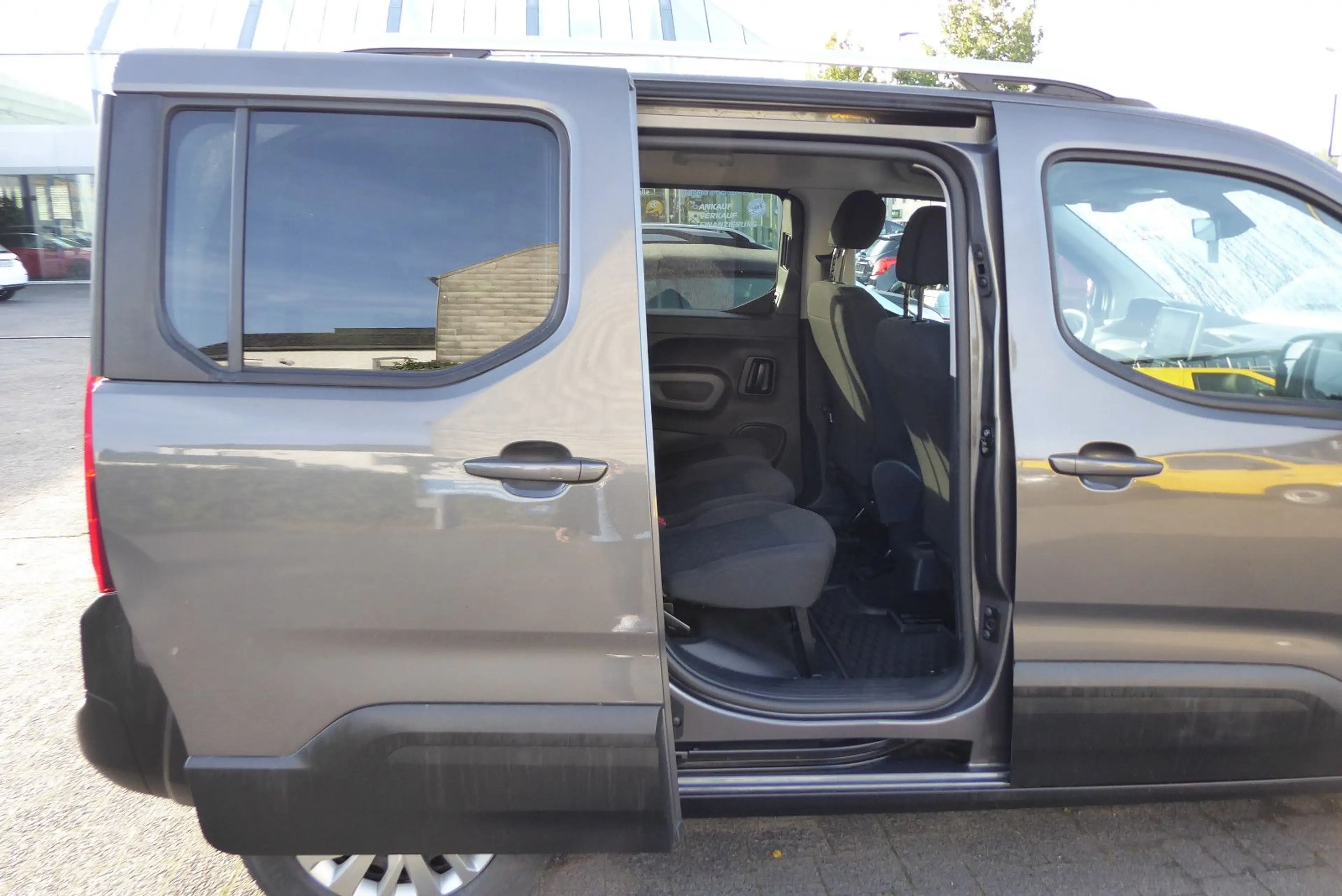Peugeot Rifter Active L1 Navi AHK 1.Hand — photo 16