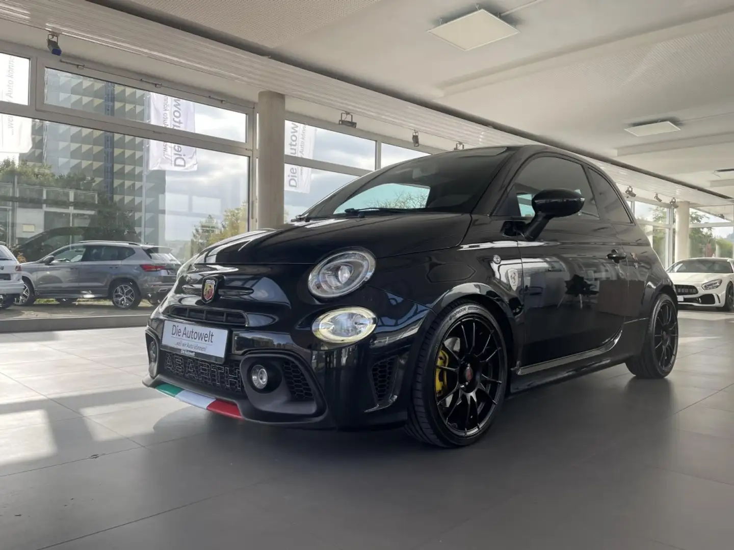 Abarth 500 595 1.4 XENON TOUCH KLIMA PDC LM ISOFIX BT Klima Schwarz - 2