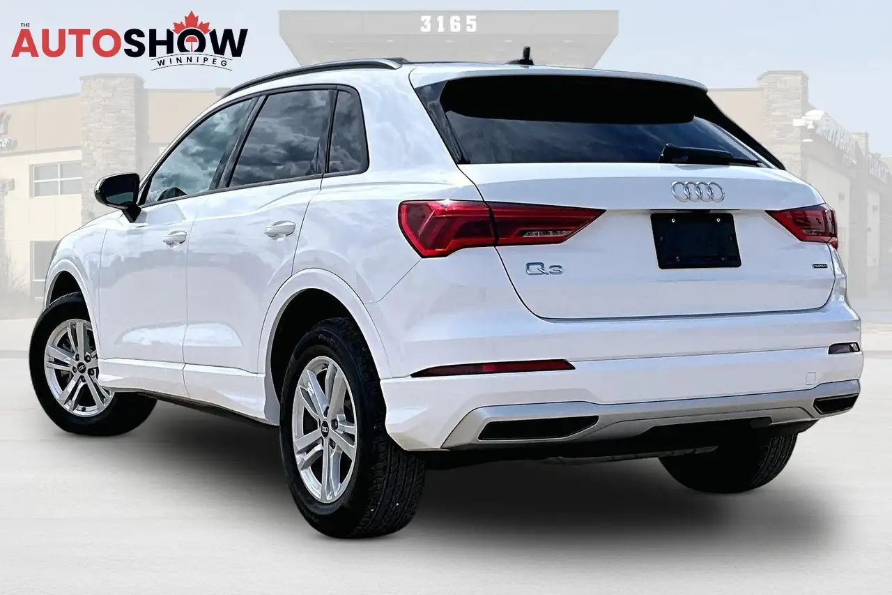 Audi Q3 снимка Audi Q3