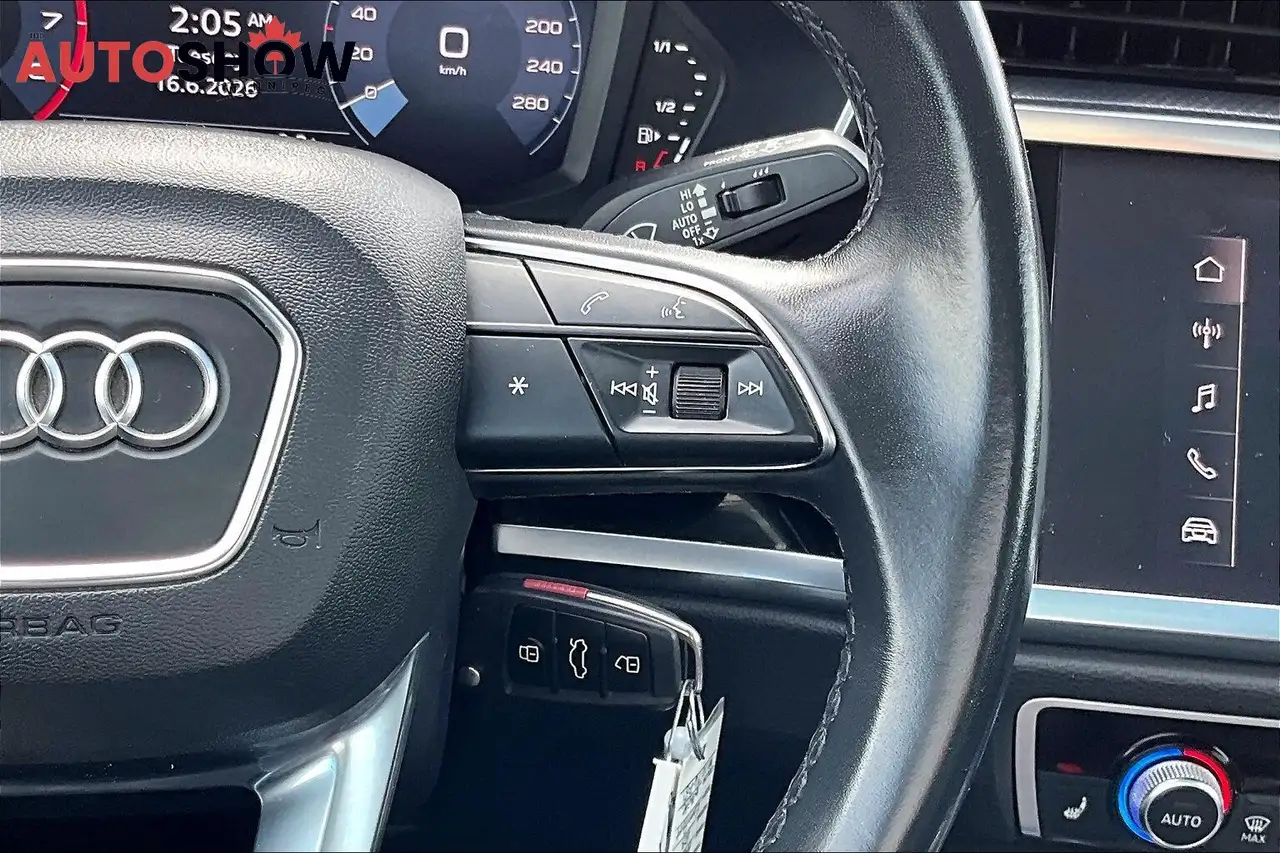 Audi Q3 снимка Audi Q3