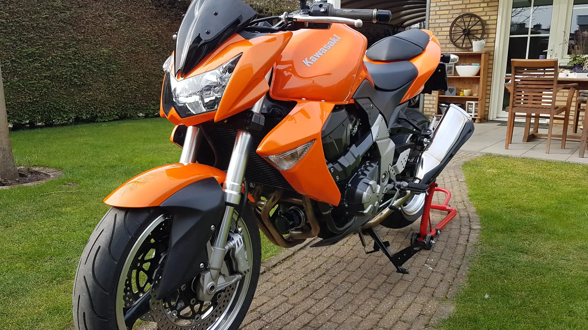 Kawasaki Z 1000 Oranžová - 1