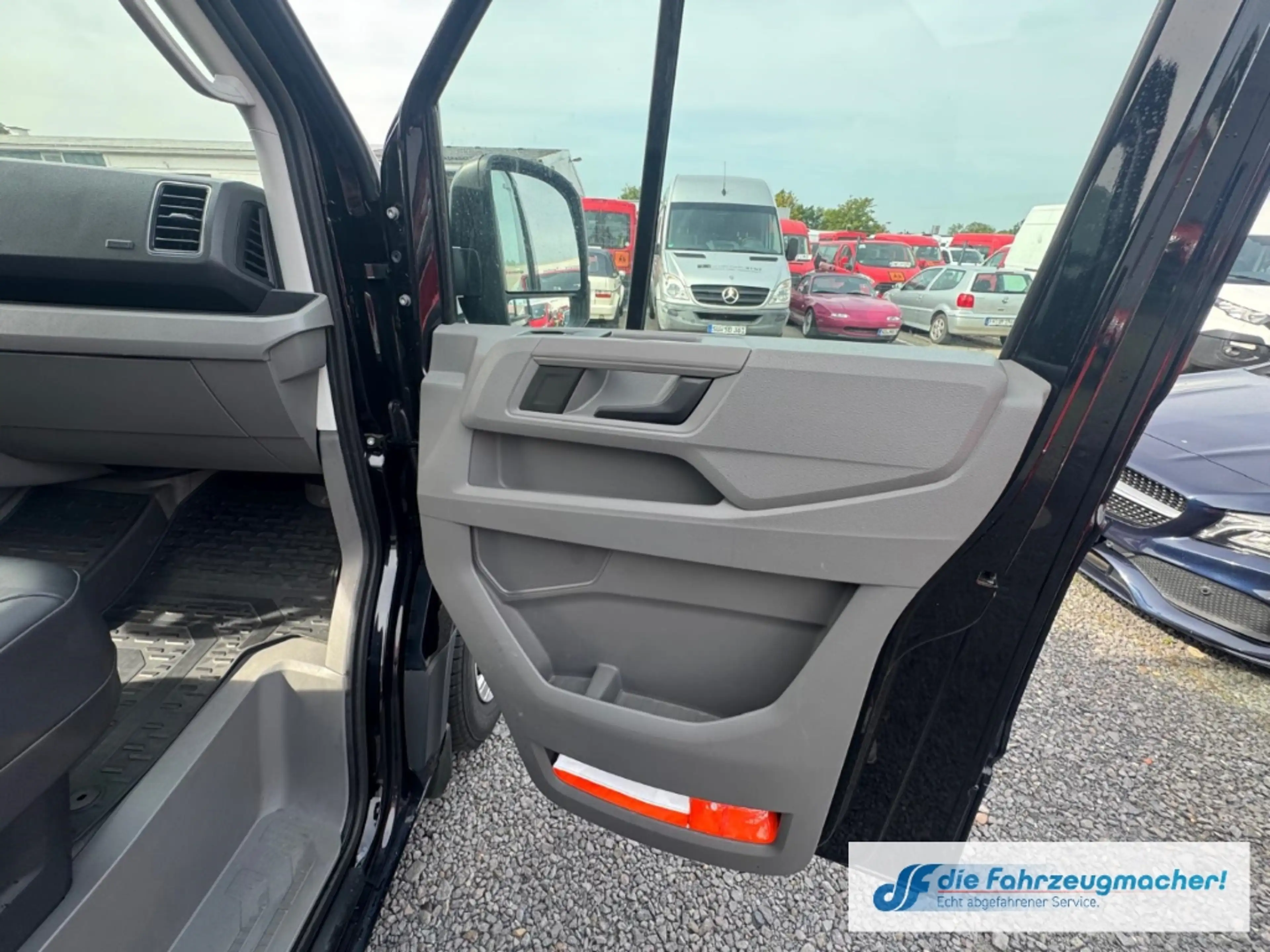 Volkswagen Crafter Kasten 35 lang hoch MAXI Trendline AHK LED 86tkm N — photo 10