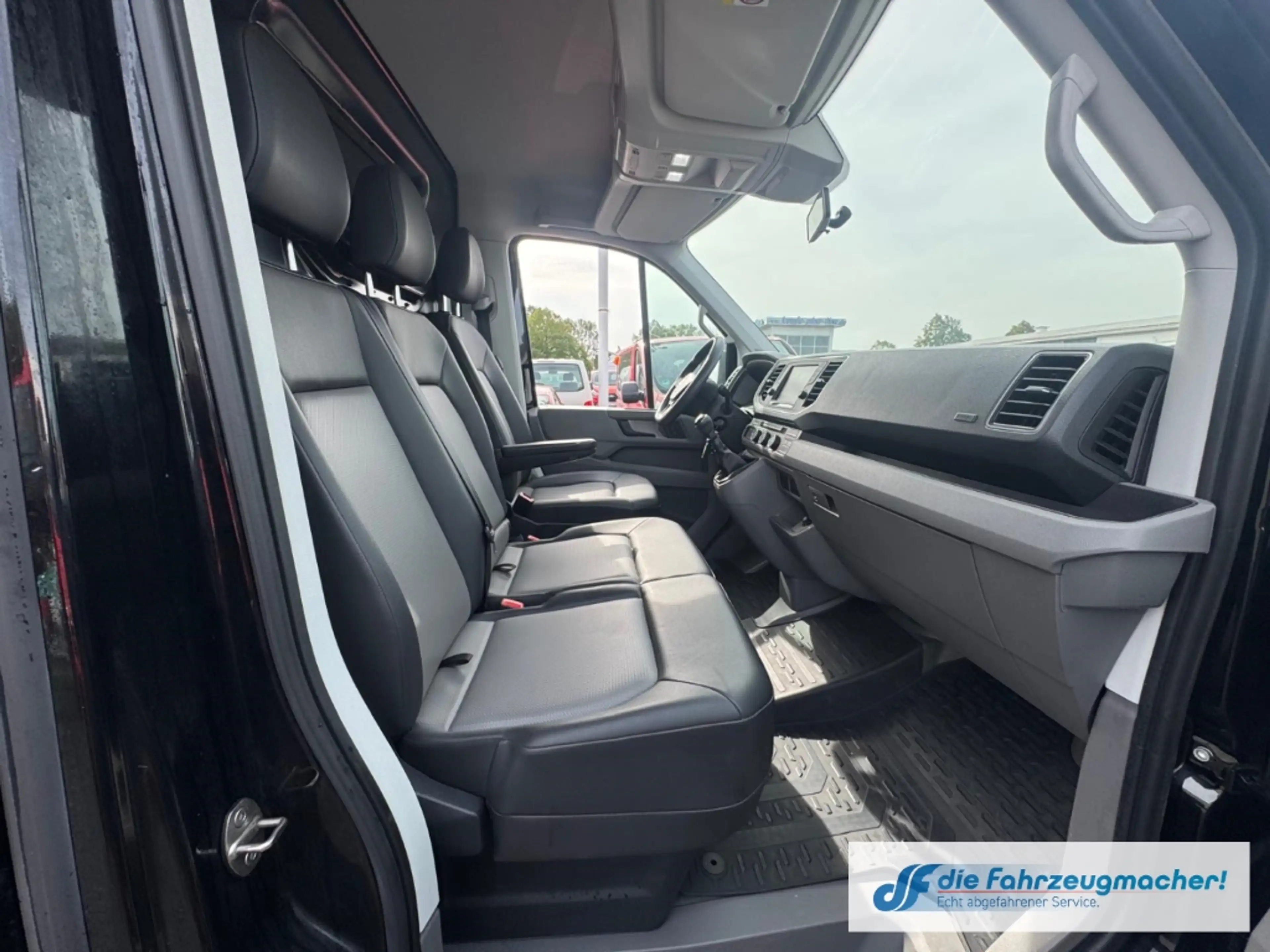 Volkswagen Crafter Kasten 35 lang hoch MAXI Trendline AHK LED 86tkm N — photo 9