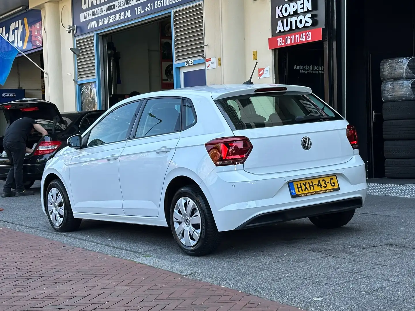 Volkswagen Polo 1.0 TSI Highline Automaat Navi Airco PDC Wit - 2
