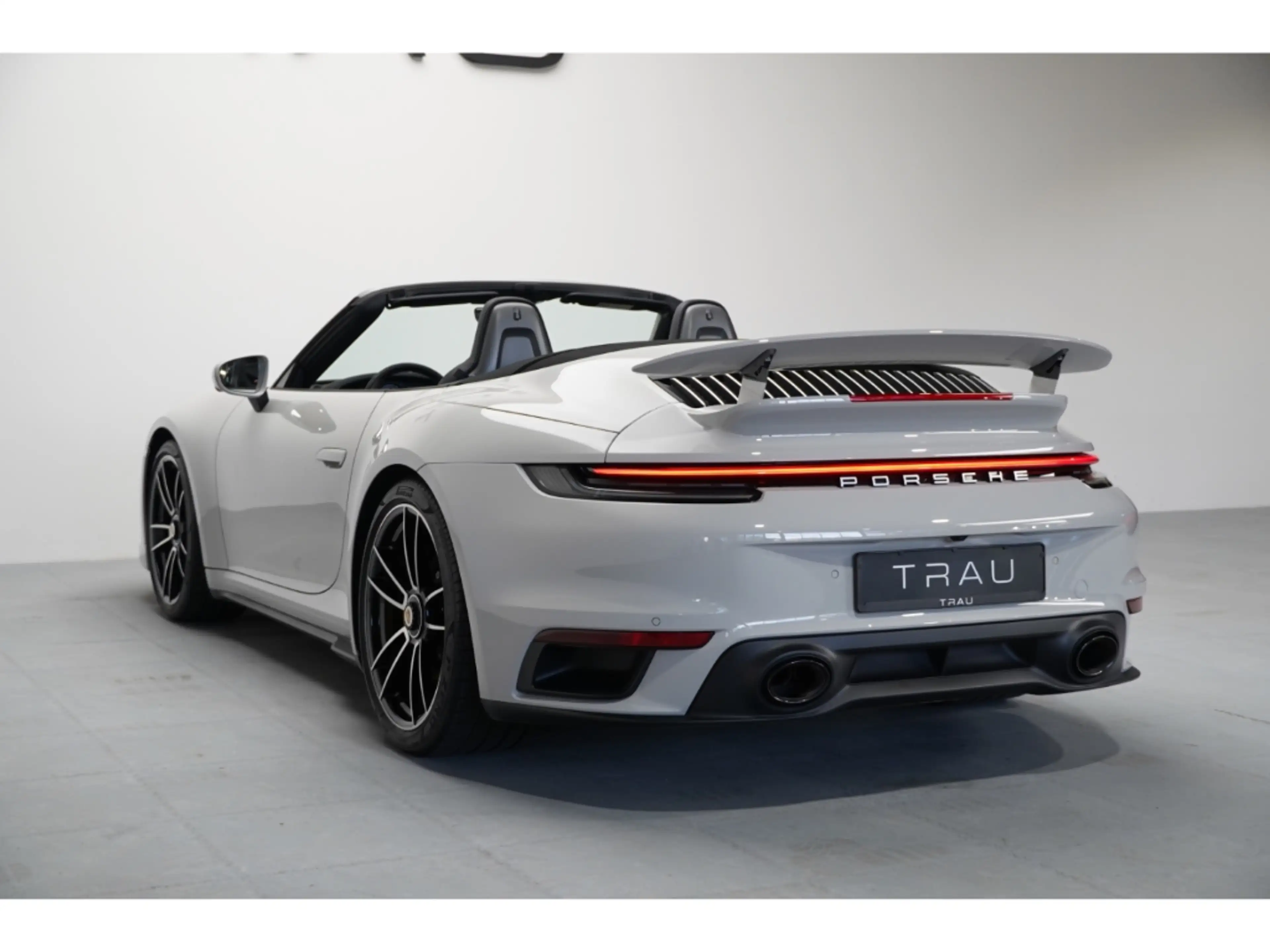 Porsche 911 992 Turbo S Cabriolet Matrix Keramik Approved — photo 5