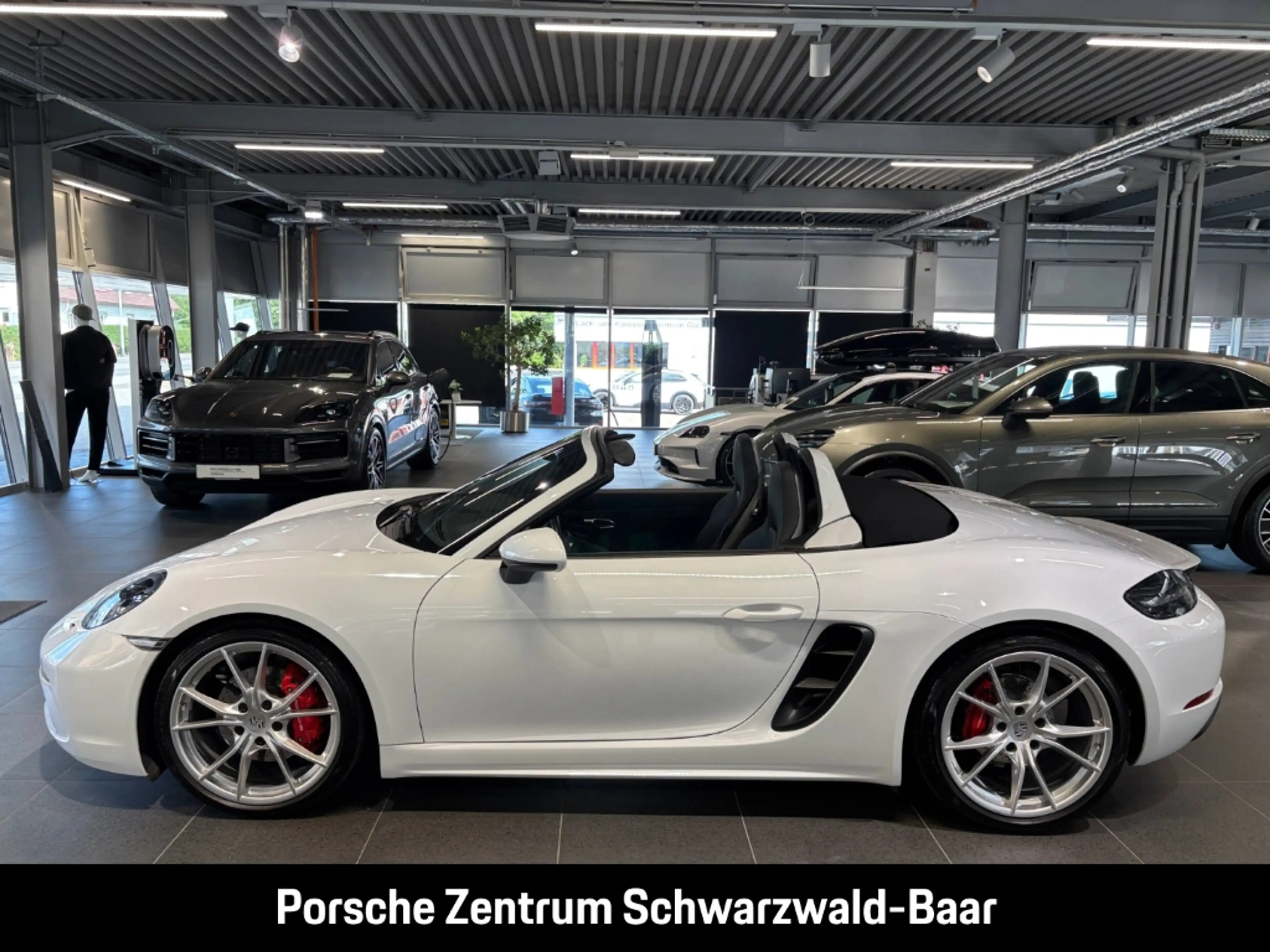 Porsche Boxster 718 S — photo 2