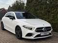 Mercedes-Benz A 180 AMG Line Panorama CarPlay Wit - thumbnail 9